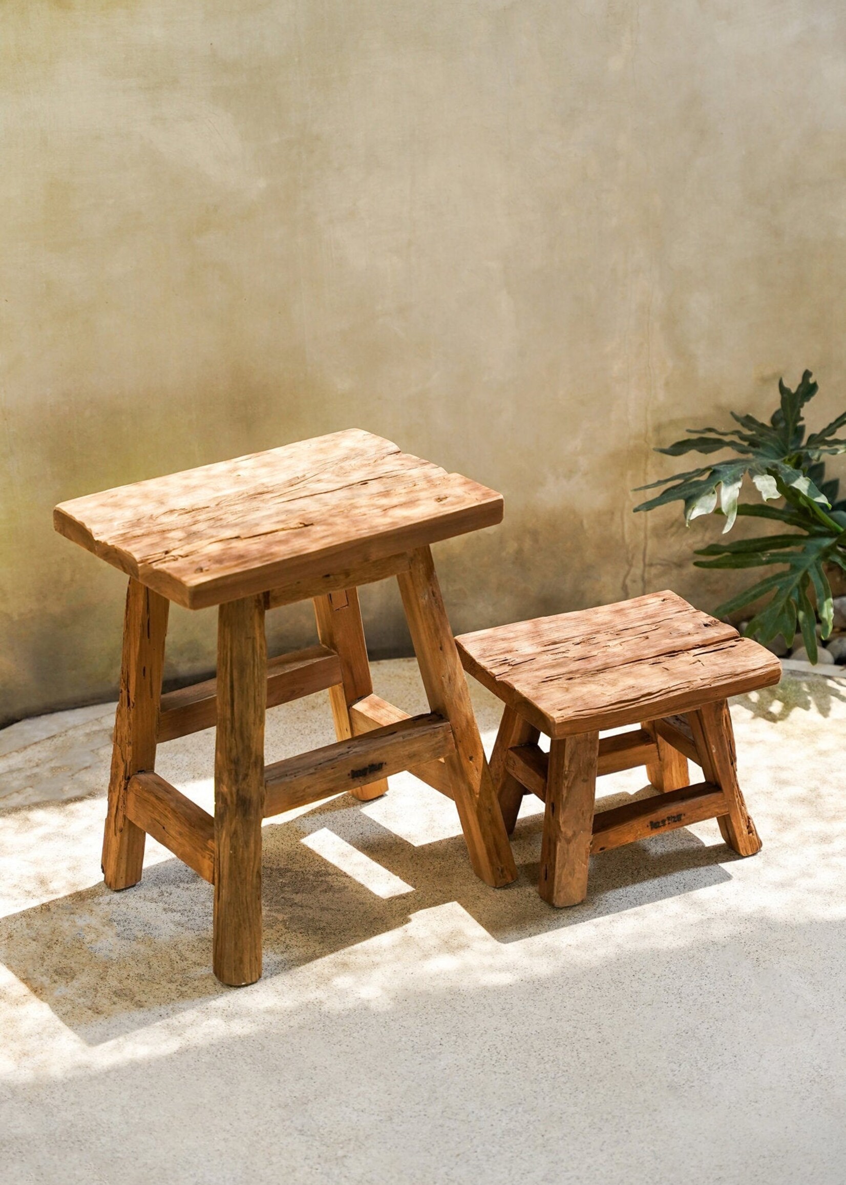 Bazar Bizar Antwerp The Yoke Stool - Natural - S