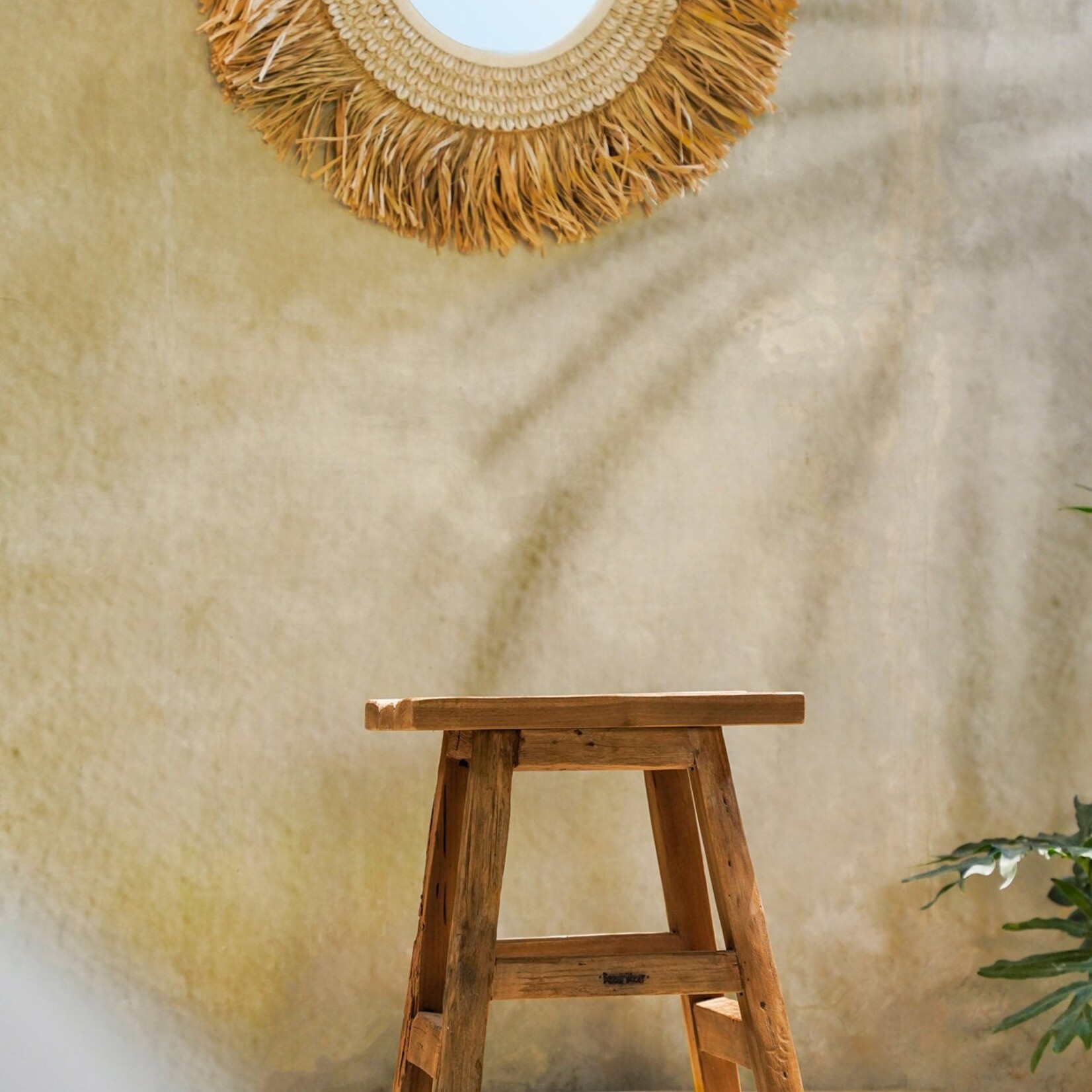 Bazar Bizar Antwerp The Yoke Stool - Natural - L