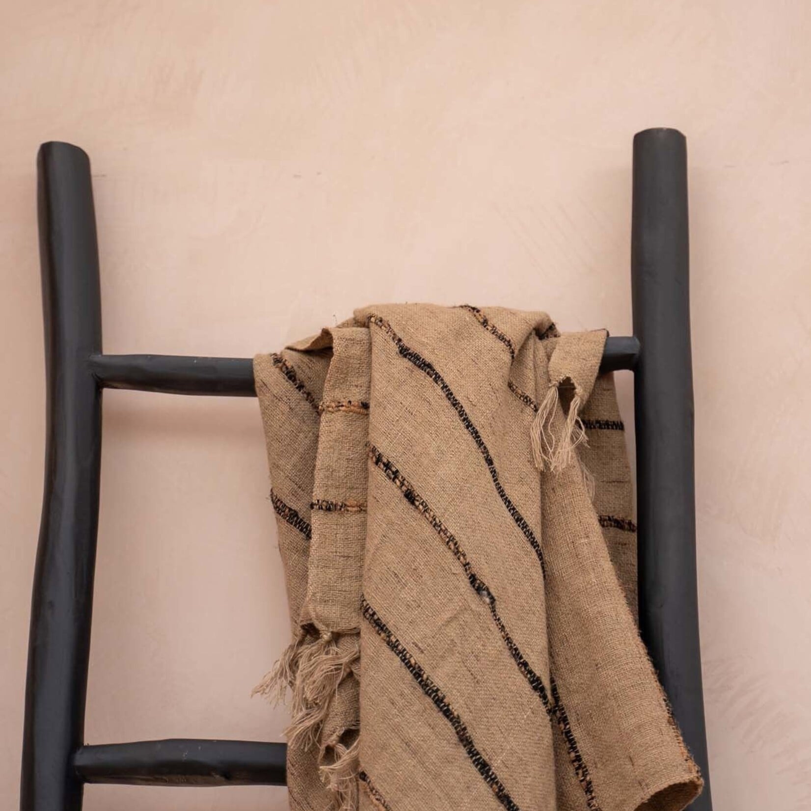 Bazar Bizar Antwerp The s'il vous Plaid - Beige Black