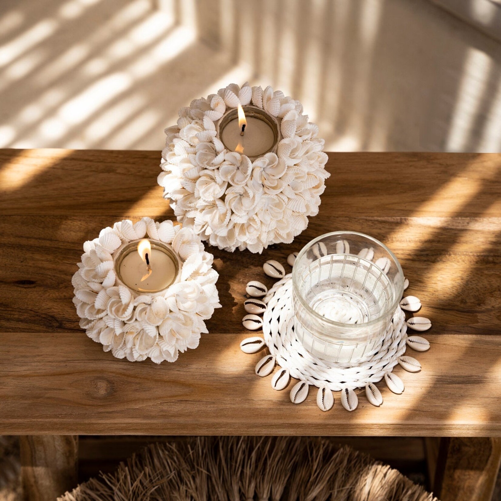 Bazar Bizar Antwerp The Flower Power Candle Holder - M
