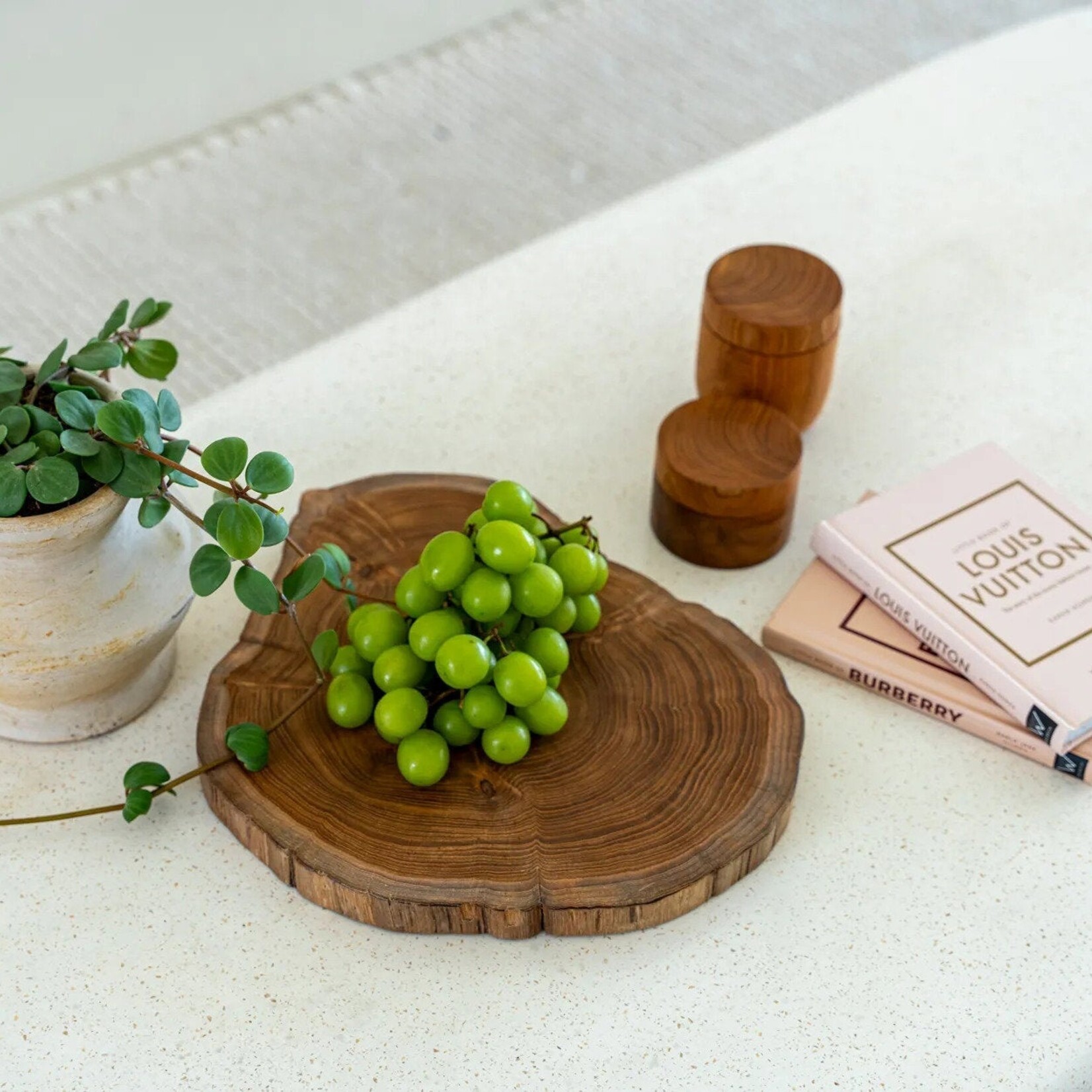 Bazar Bizar Antwerp The Teak Root Cutting Board