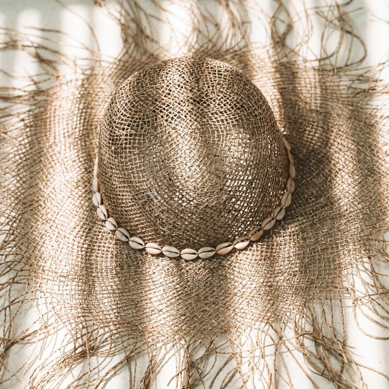 Bazar Bizar Antwerp The Beach Hat