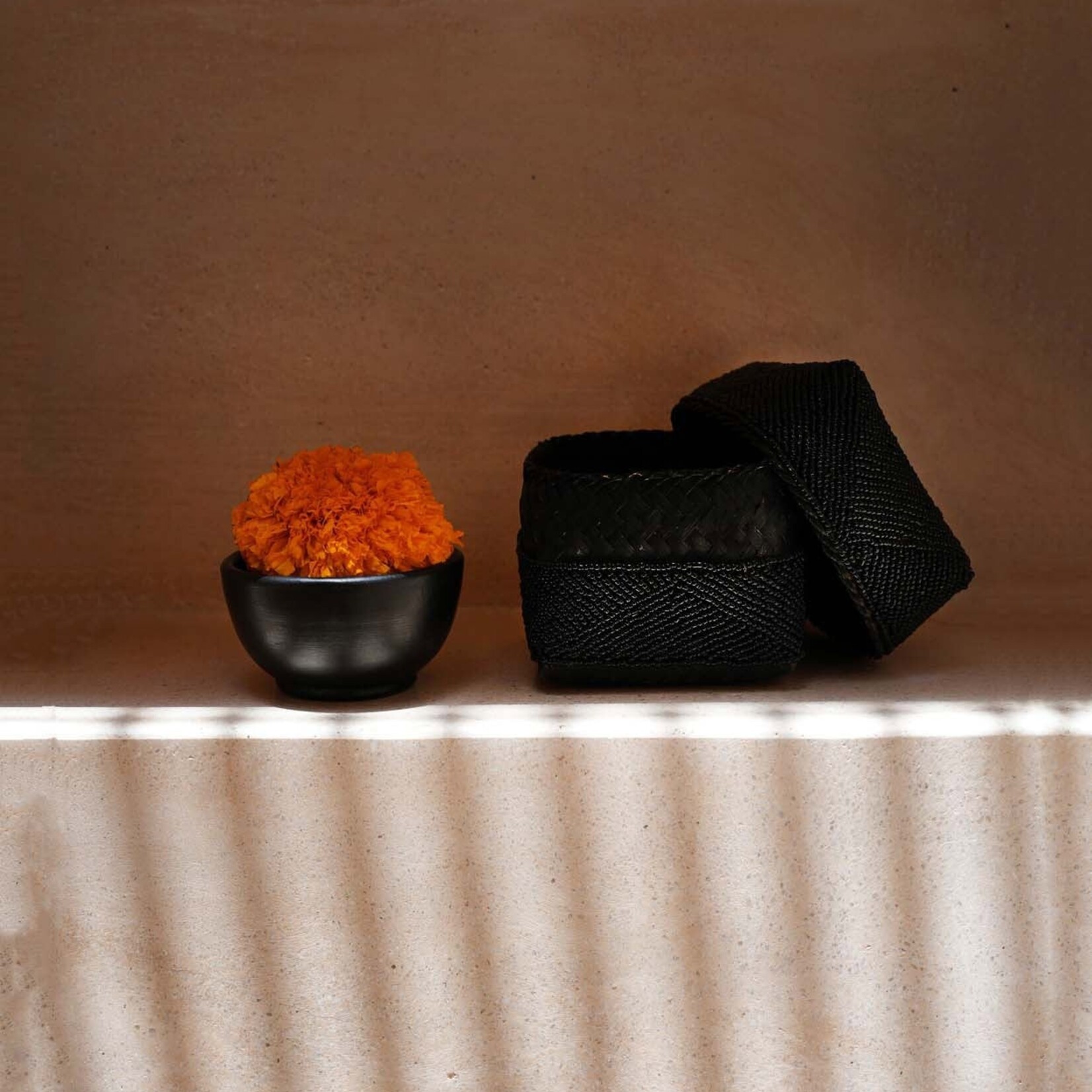 Bazar Bizar Antwerp The Beaded Basket - Black - M