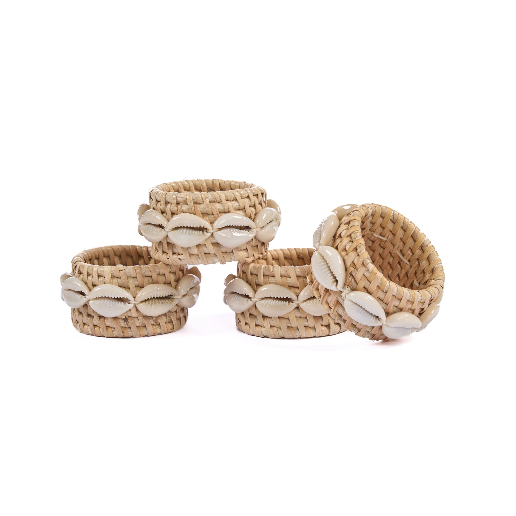Bazar Bizar The Rattan Shell Napkin Ring - Natural White - Set of 4