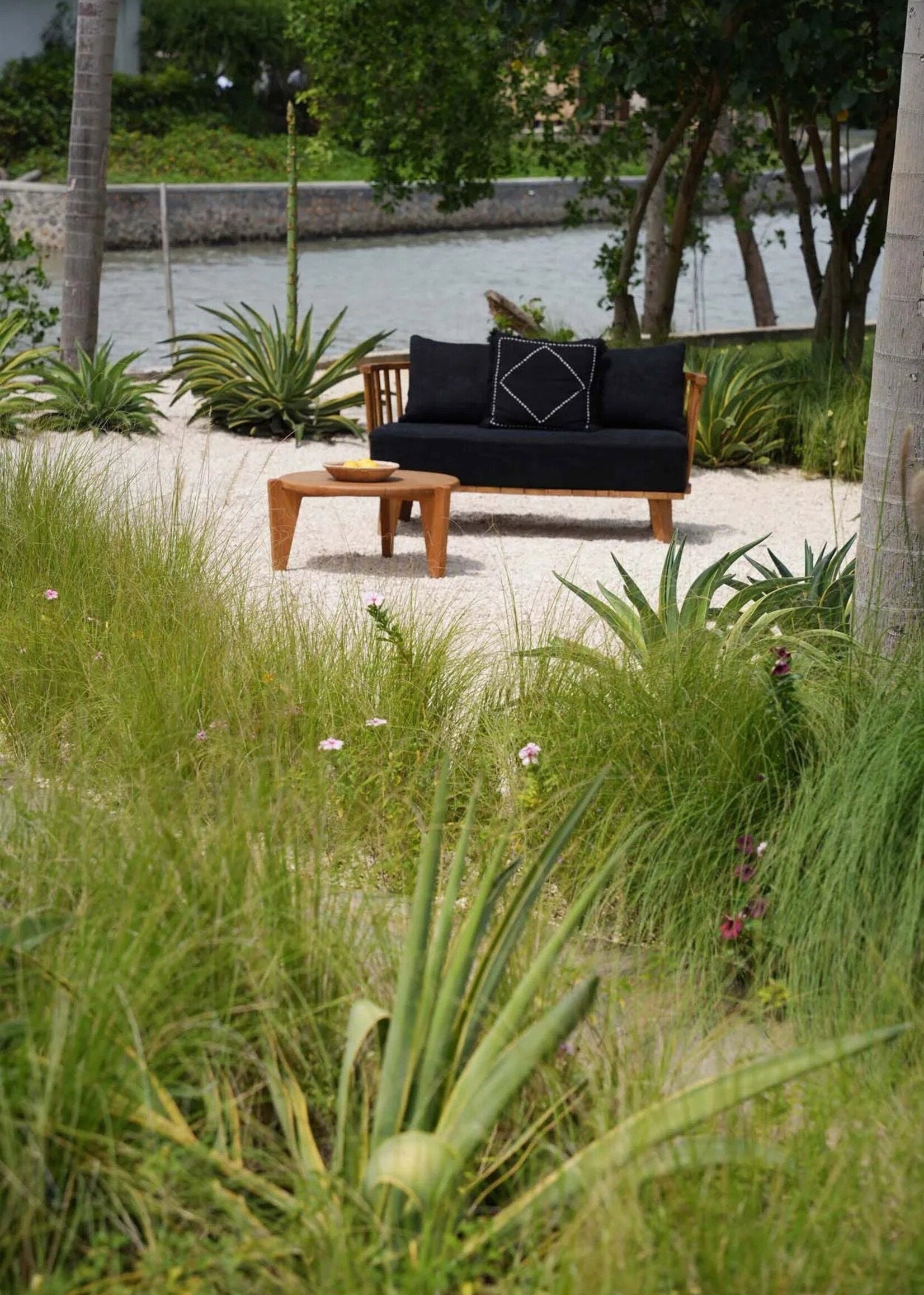 Bazar Bizar Antwerp The Kasbah Cushion Cover - Black White