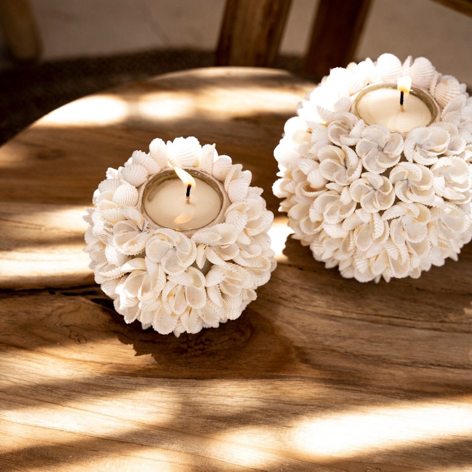 Bazar Bizar Antwerp The Flower Power Candle Holder - S