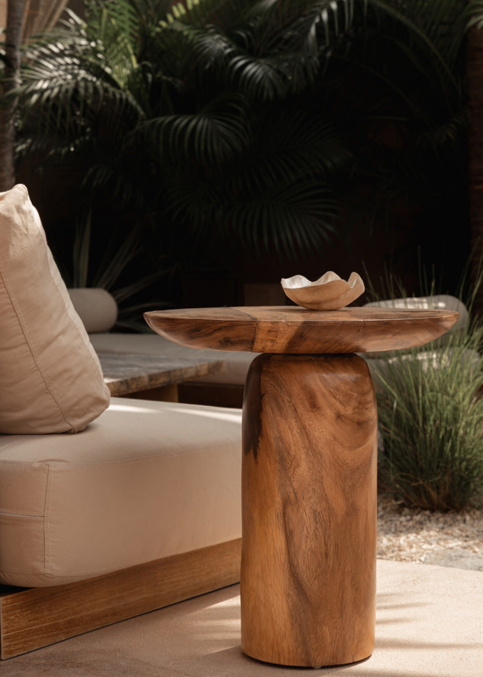 Bazar Bizar Antwerp The Mango Drum Side Table - Natural