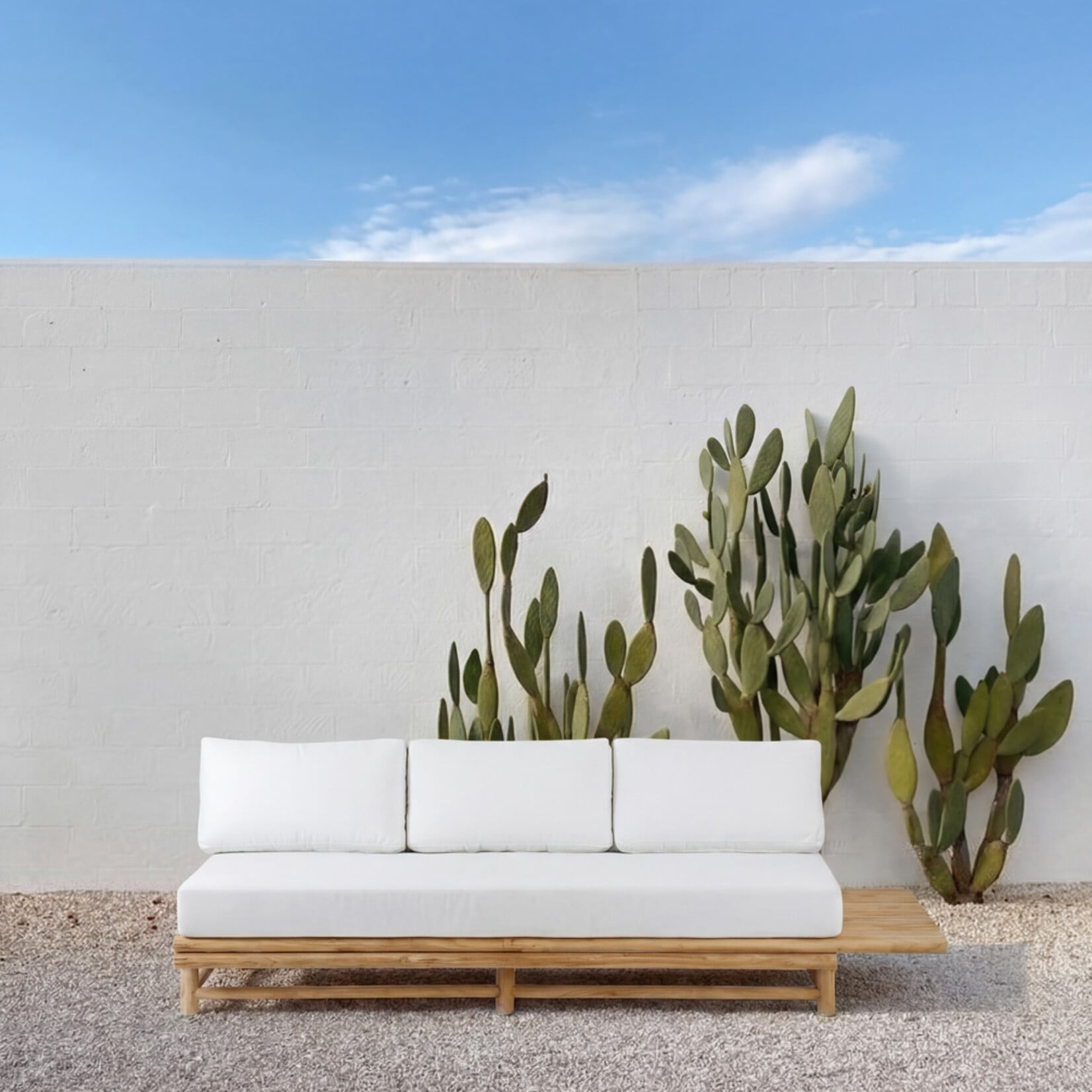 Bazar Bizar The Nusa Penida Three Seater - Natural White - Outdoor