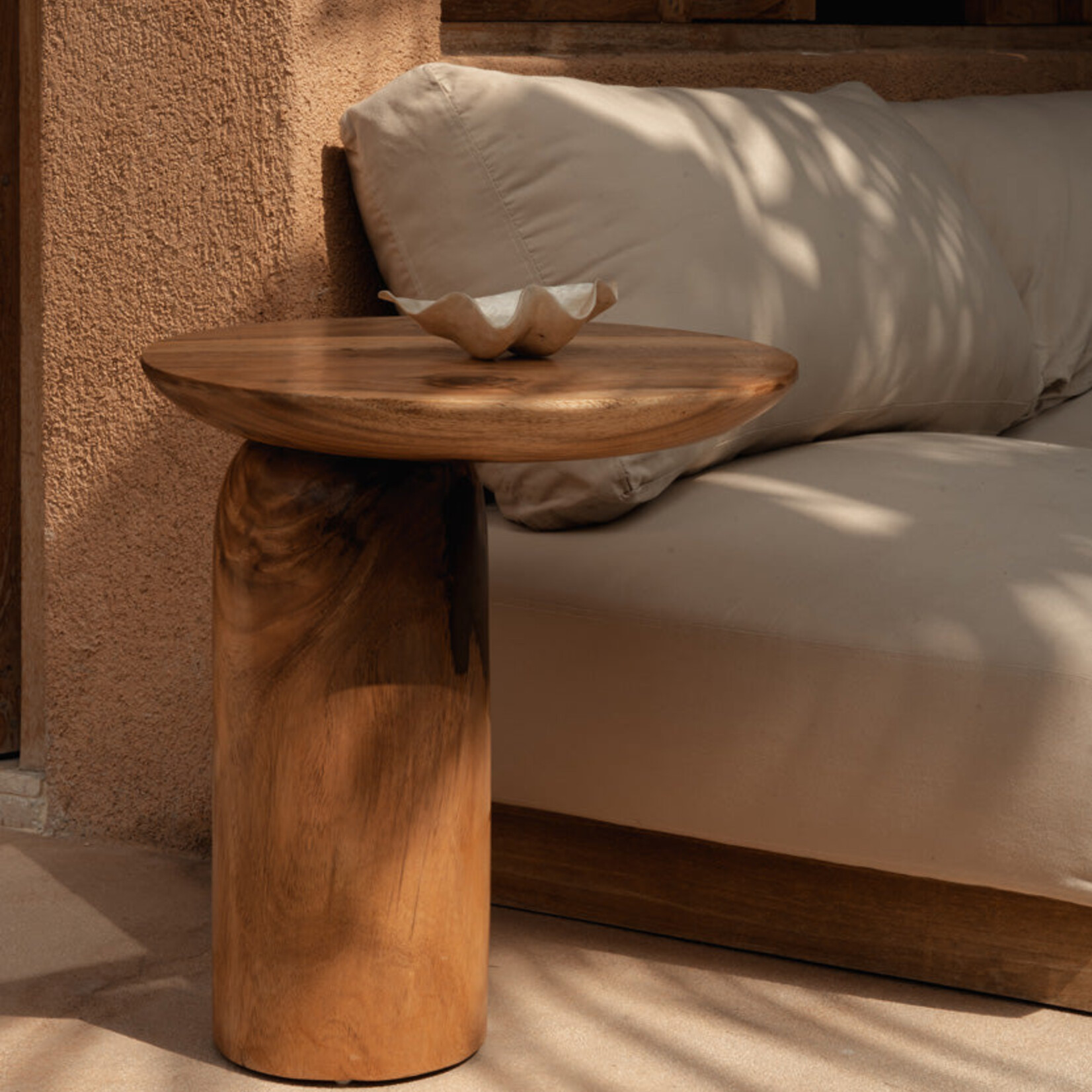 Bazar Bizar Antwerp The Mango Drum Side Table - Natural
