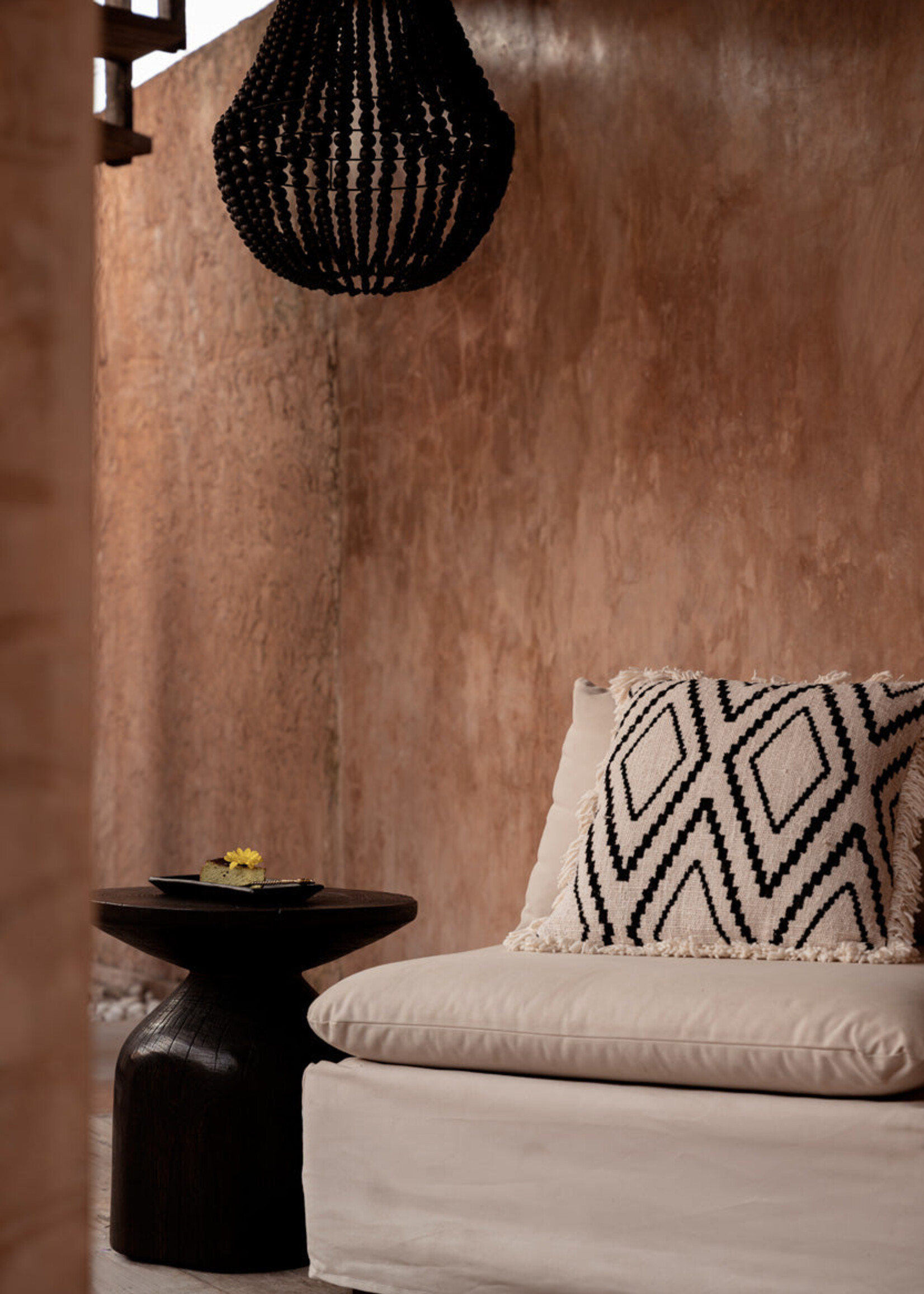 Bazar Bizar Antwerp The Sahara Diamond Cushion Cover - Natural Black