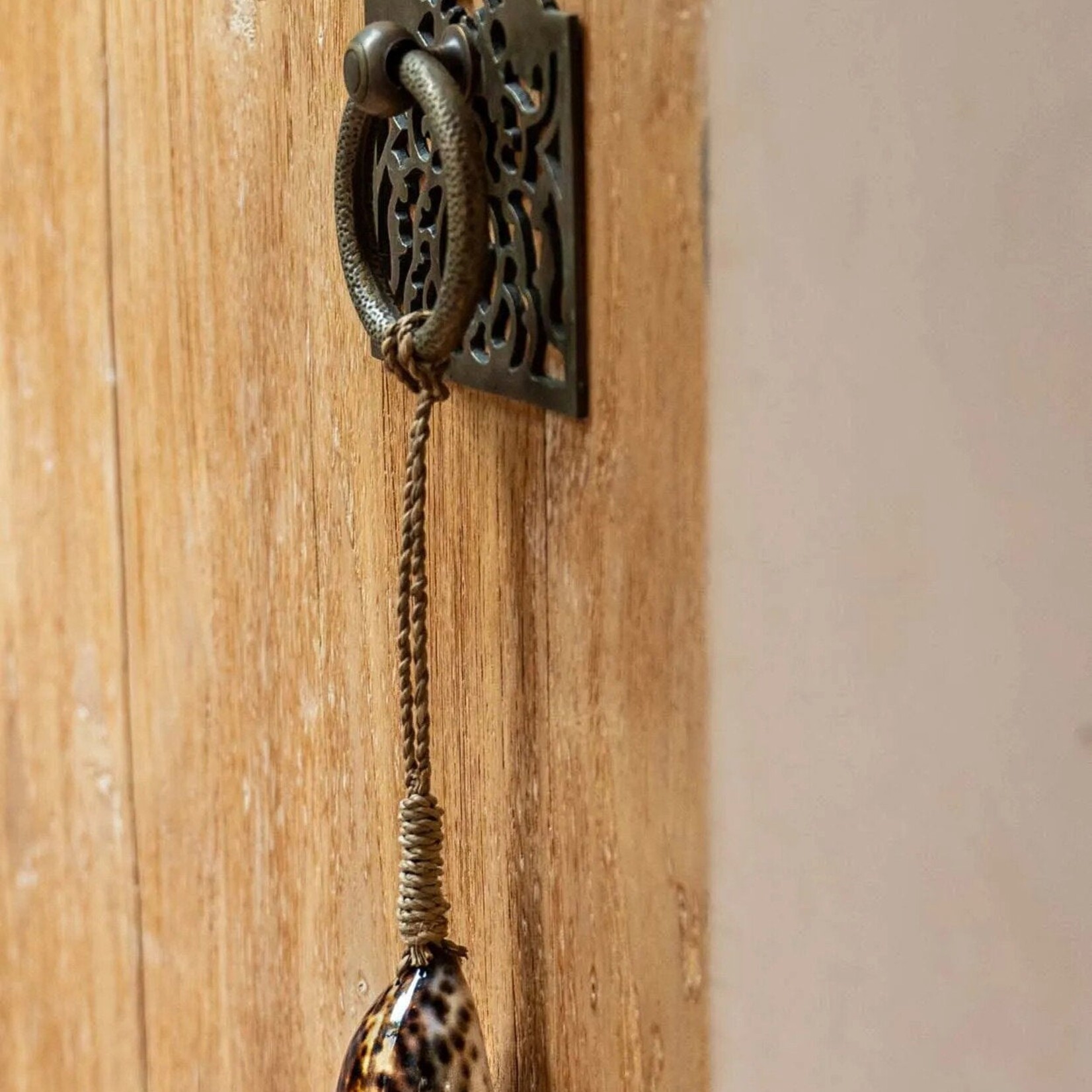 Bazar Bizar Antwerp The Tranquility Tassel