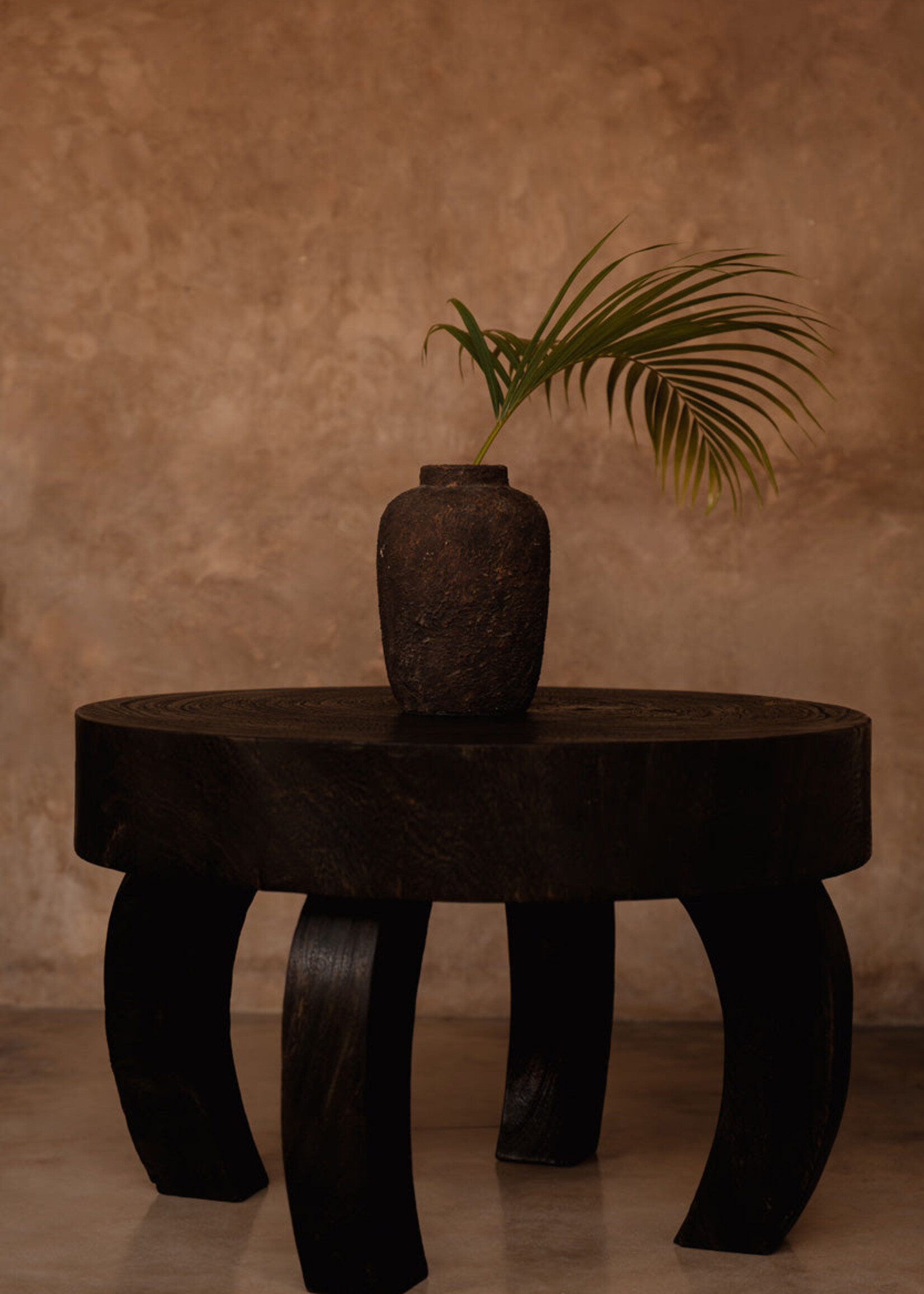 Bazar Bizar Antwerp The Octo Chic Coffee Table - Dark Walnut