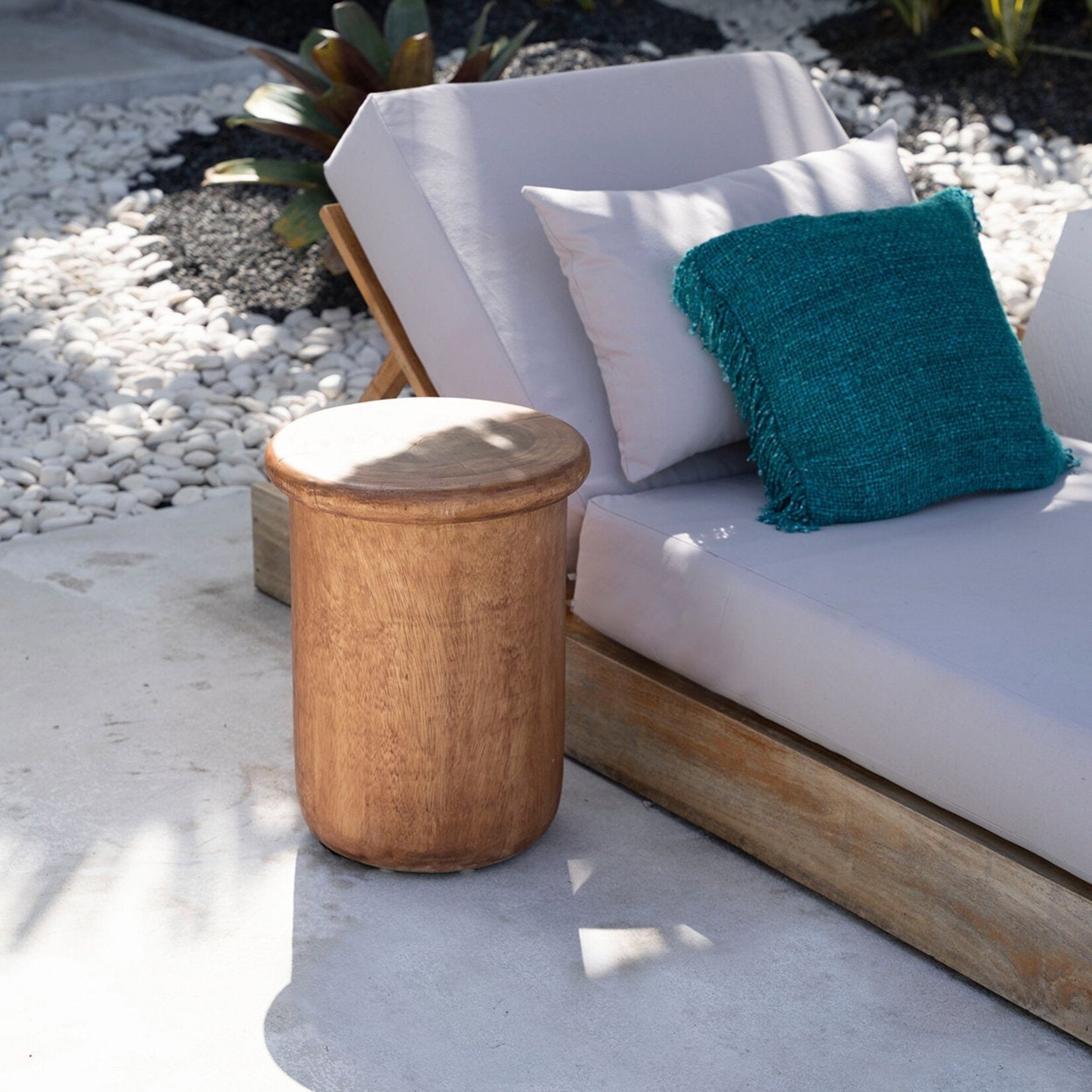 Bazar Bizar Antwerp The Killa Stool - Natural