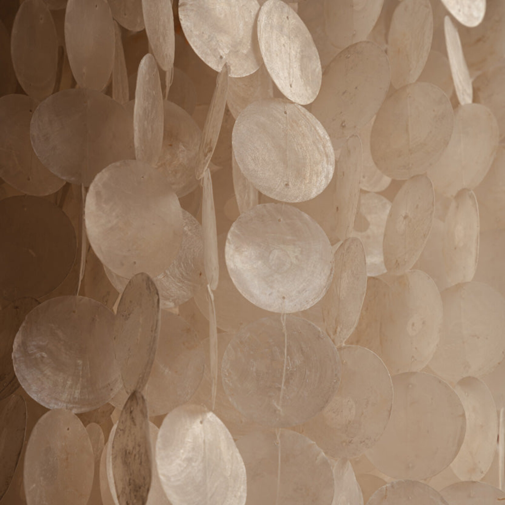 Bazar Bizar Antwerp The Moonlit Whispers Chandelier - Natural - M