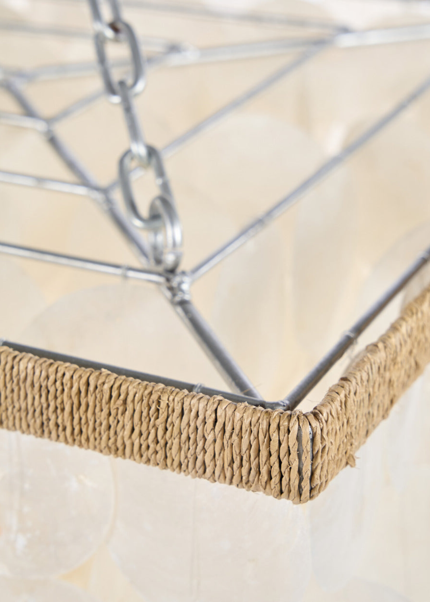 Bazar Bizar Antwerp The Moonlit Whispers Chandelier - Natural - M