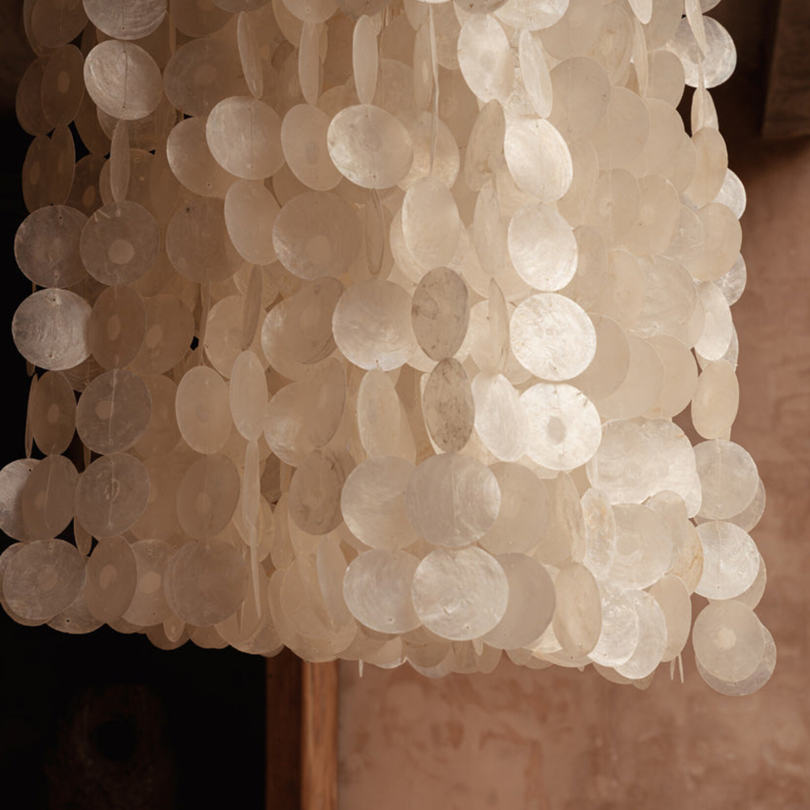Bazar Bizar Antwerp The Moonlit Whispers Chandelier - Natural - M
