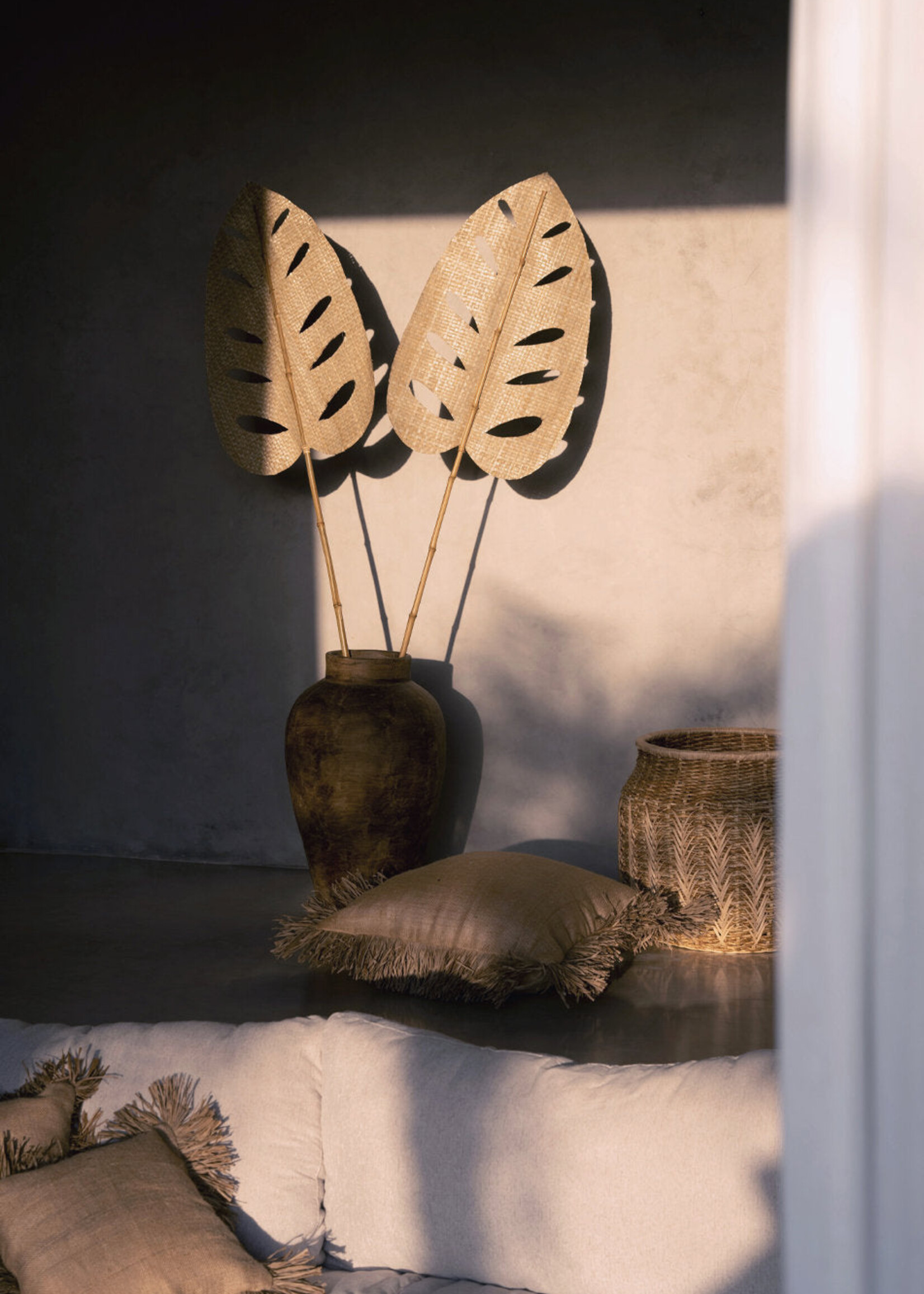 Bazar Bizar The Water Hyacinth Leaf - Natural