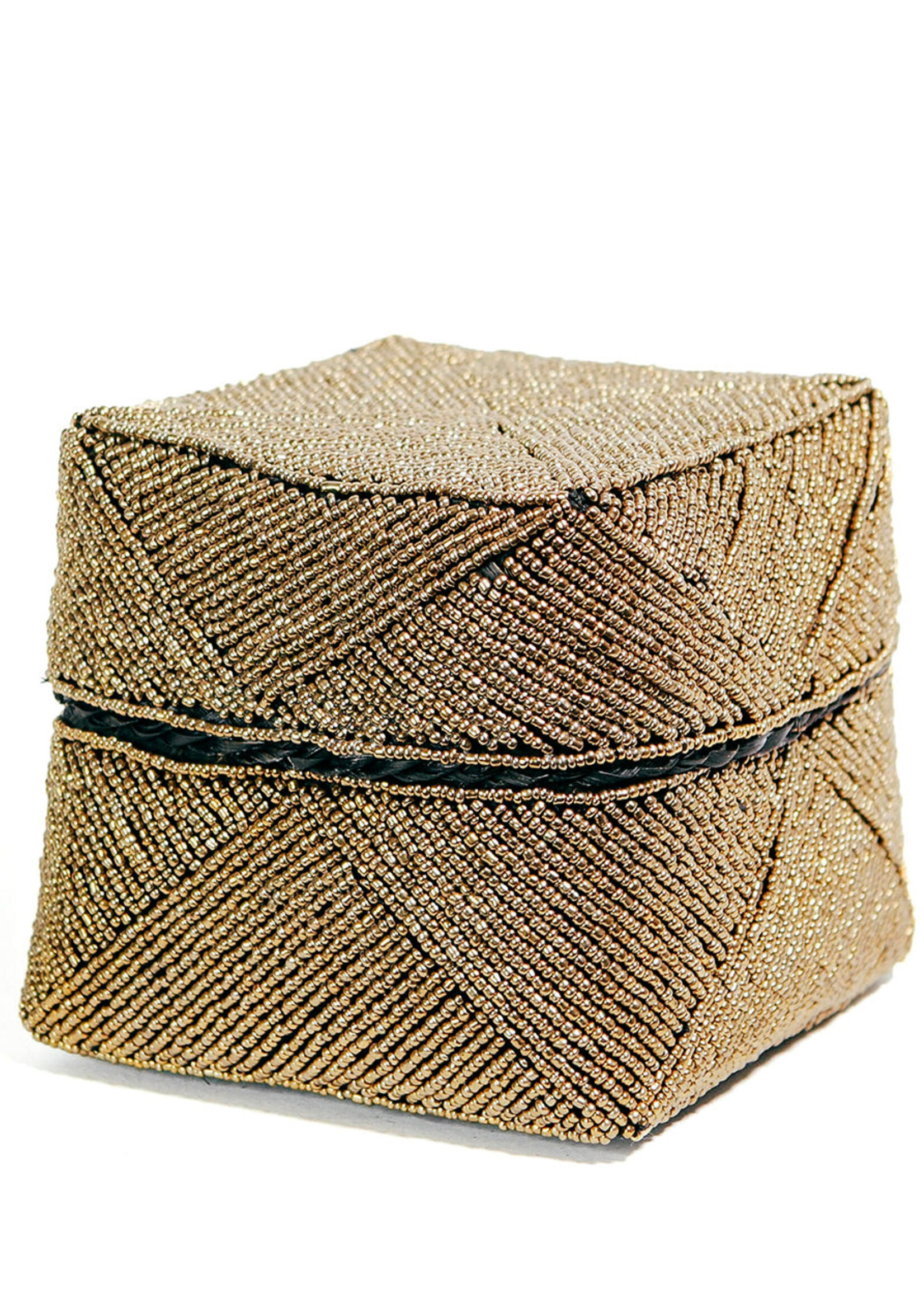 Bazar Bizar Antwerp The Beaded Basket - Gold - M