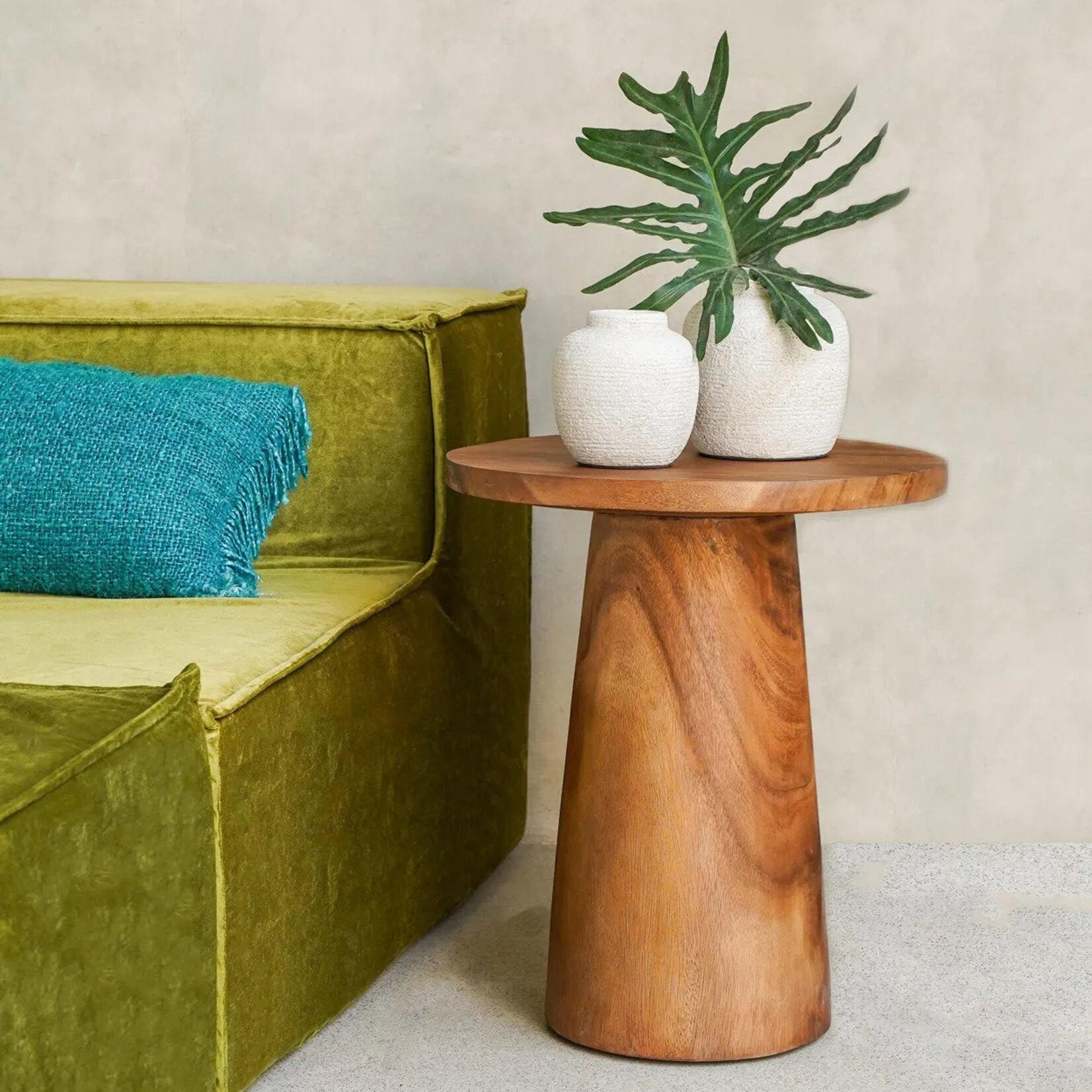 Bazar Bizar Antwerp The Peaky Vase - Concrete - S