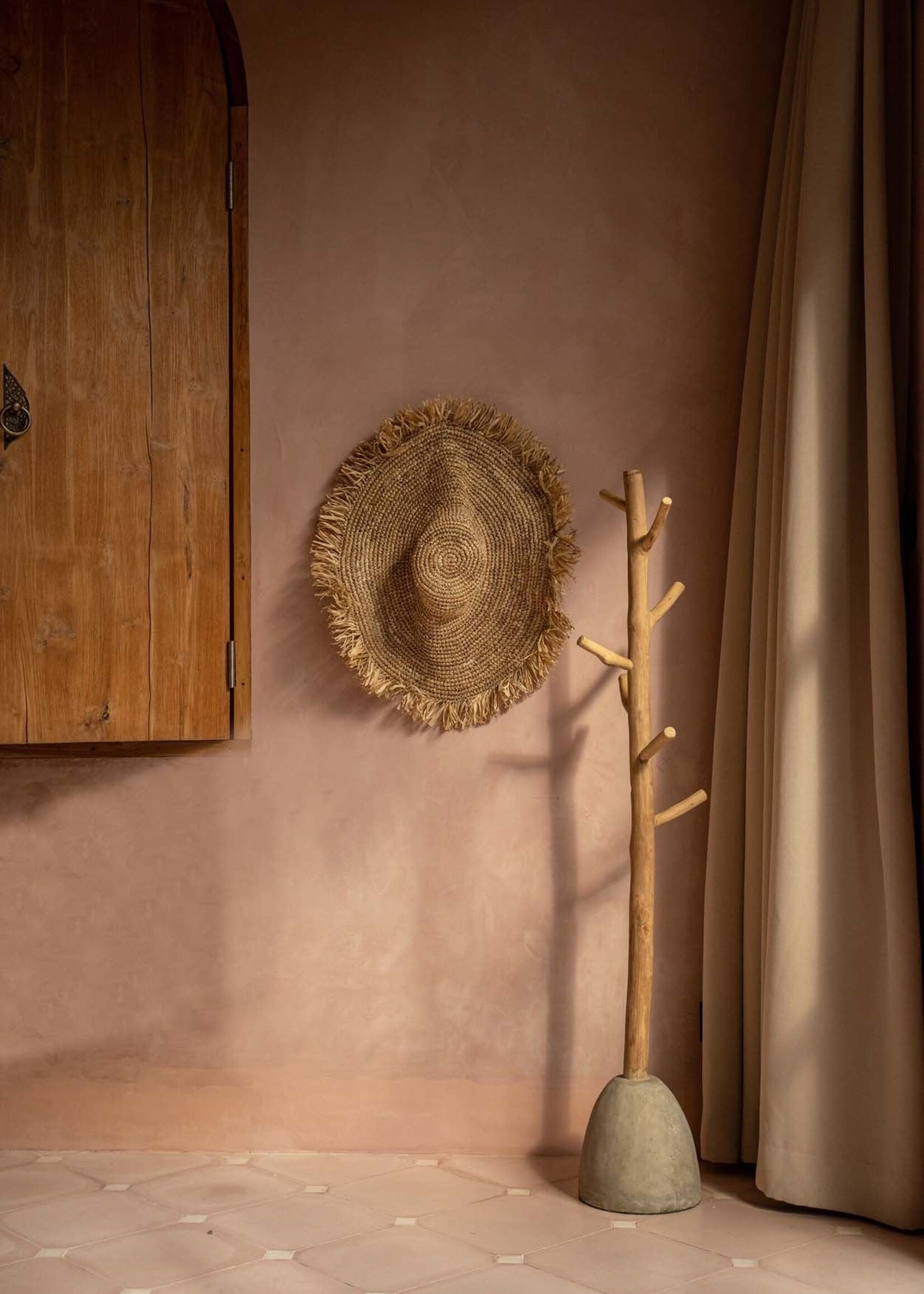 Bazar Bizar Antwerp The Concrete Coat Hanger - Natural