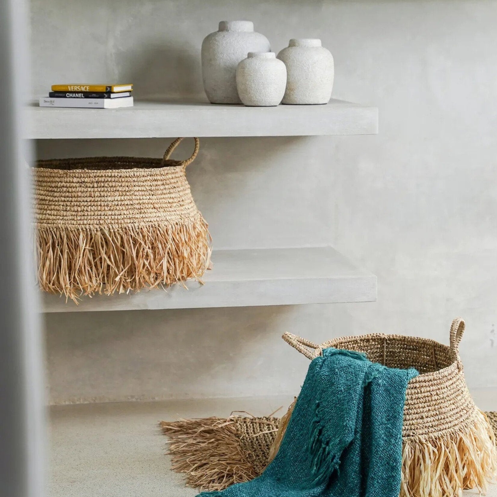 Bazar Bizar Antwerp The Peaky Vase - Concrete - L