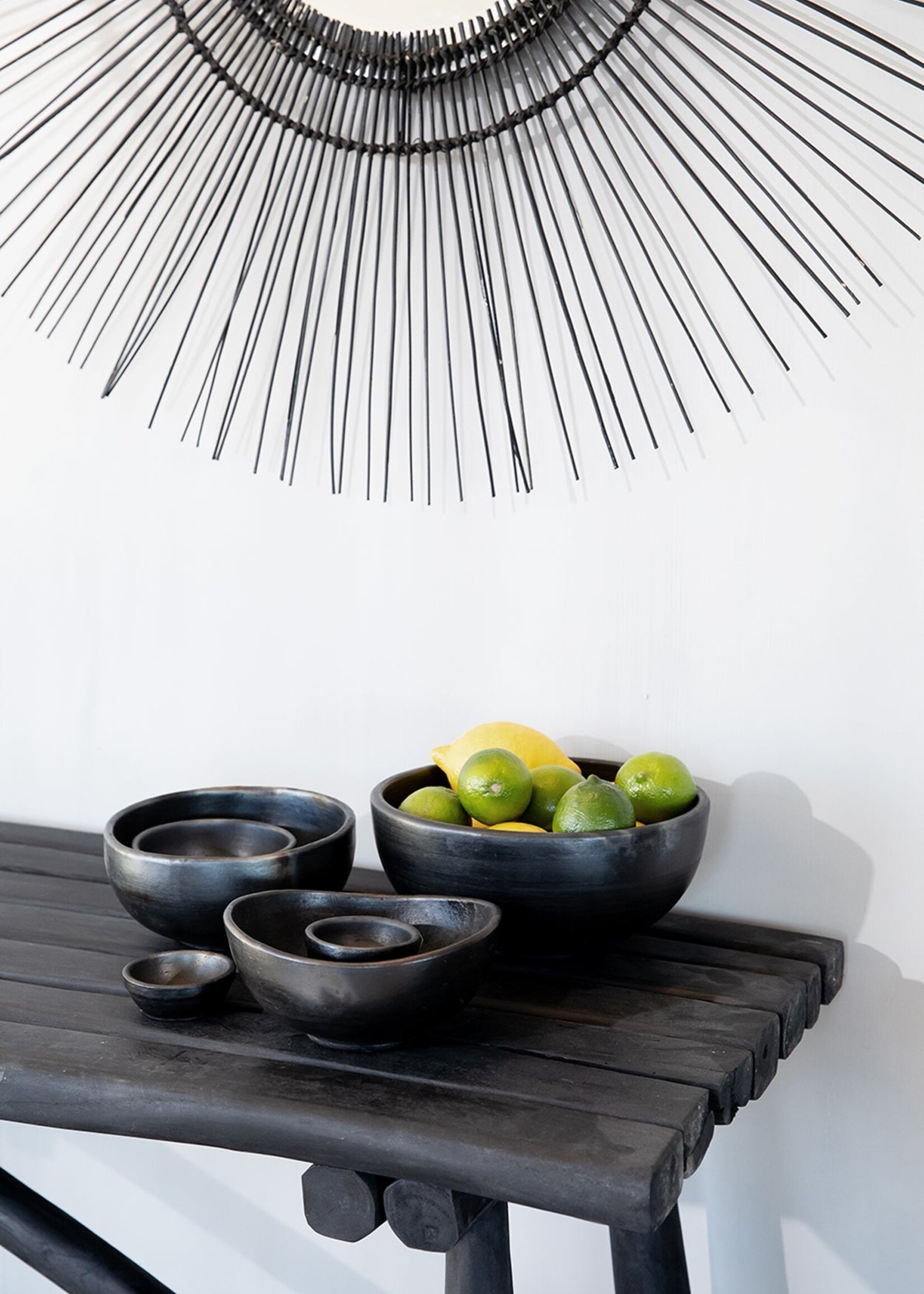 Bazar Bizar Antwerp The Burned Curved Bowls - Black - Set of 3