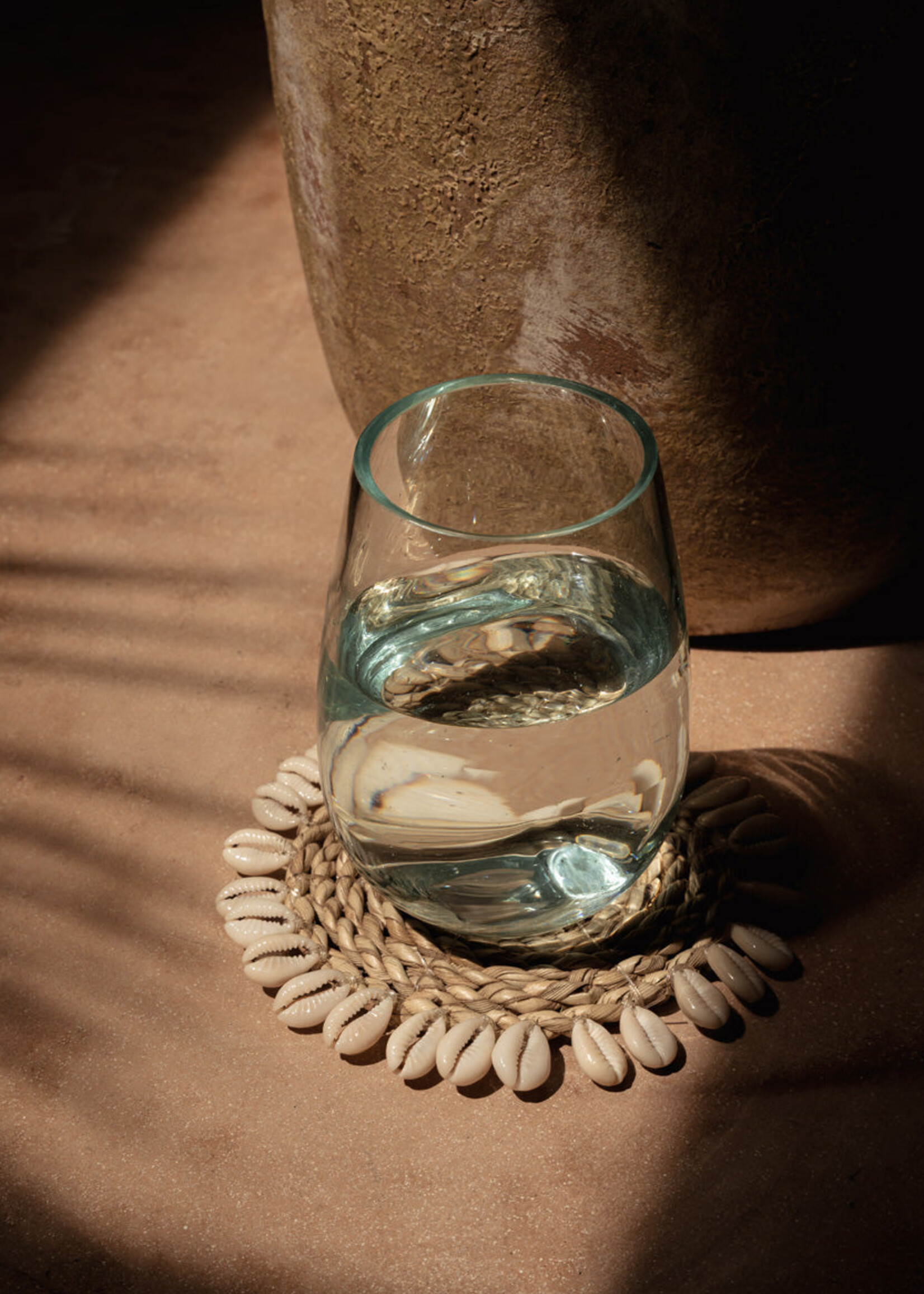 Bazar Bizar Antwerp The Seagrass Shell Coaster - White