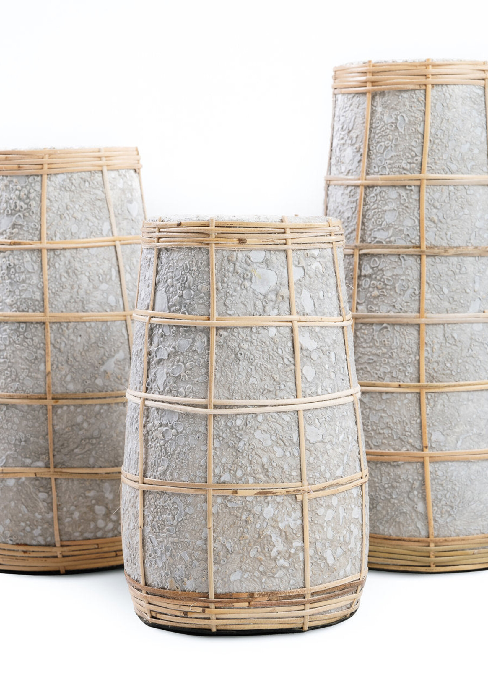 Bazar Bizar Antwerp The Cutie Vase - Concrete Natural - L