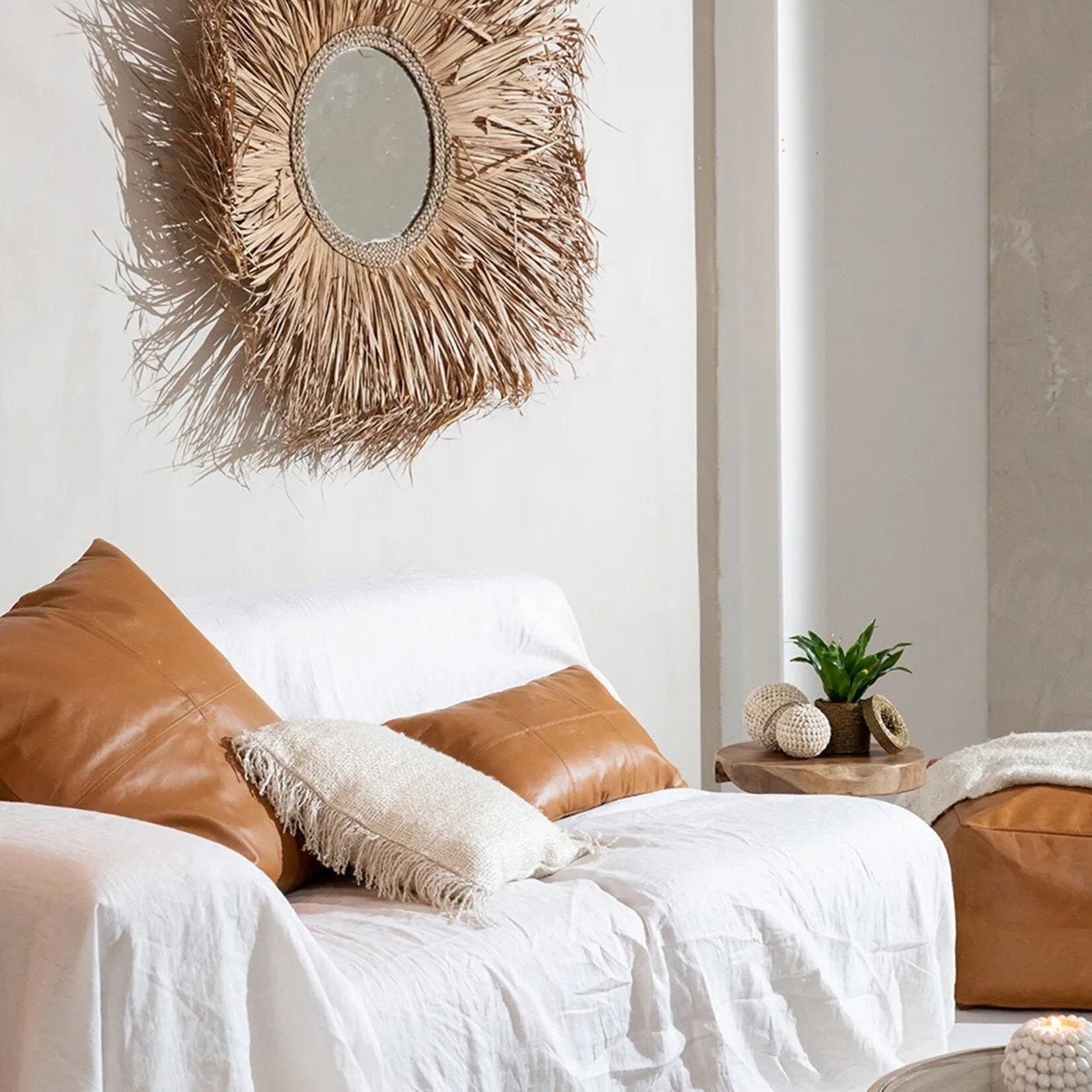 Bazar Bizar Antwerp The Six Panel Leather Cushion Cover - Camel - 30x50