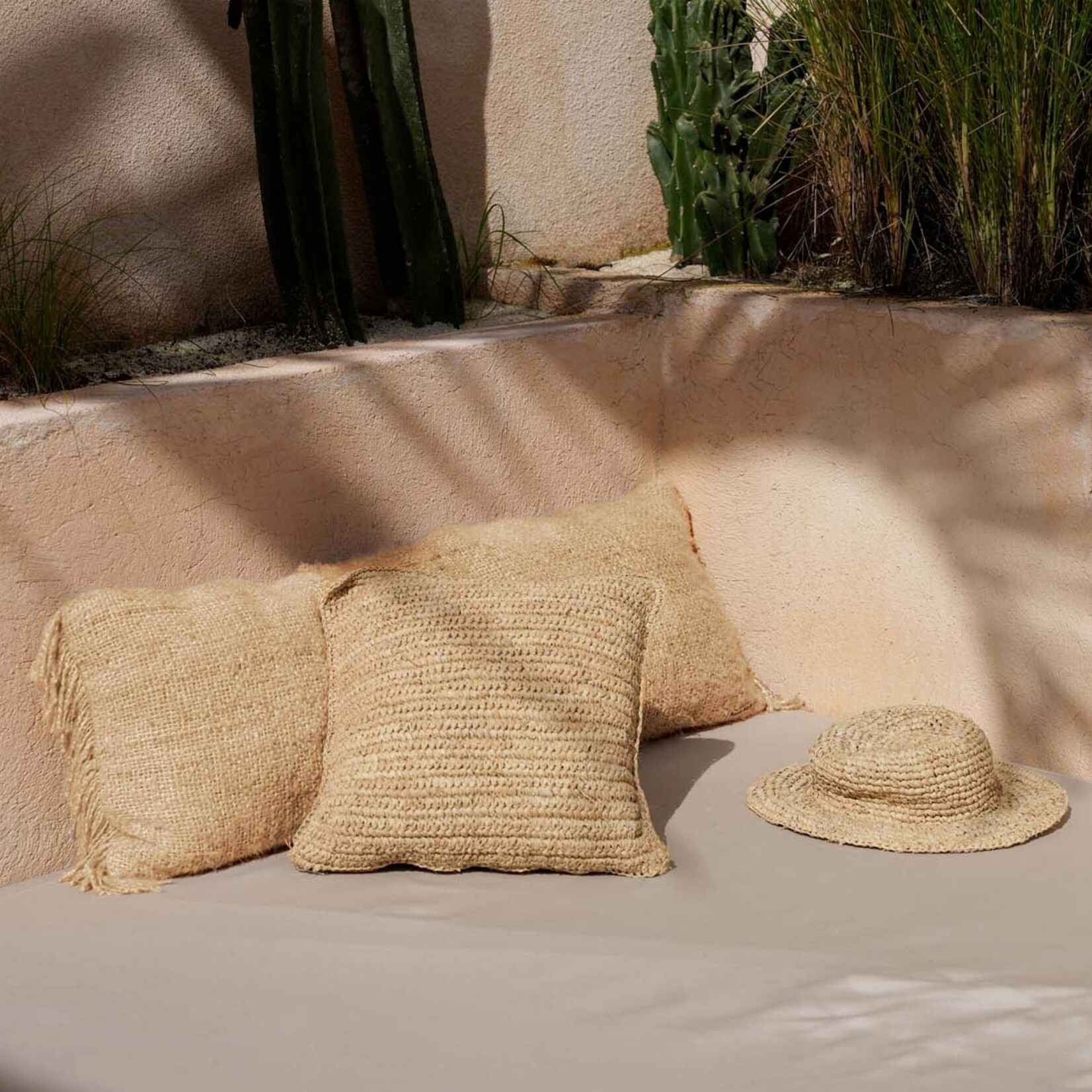 Bazar Bizar Antwerp The Oh My Gee Cushion Cover - Beige - 35x100