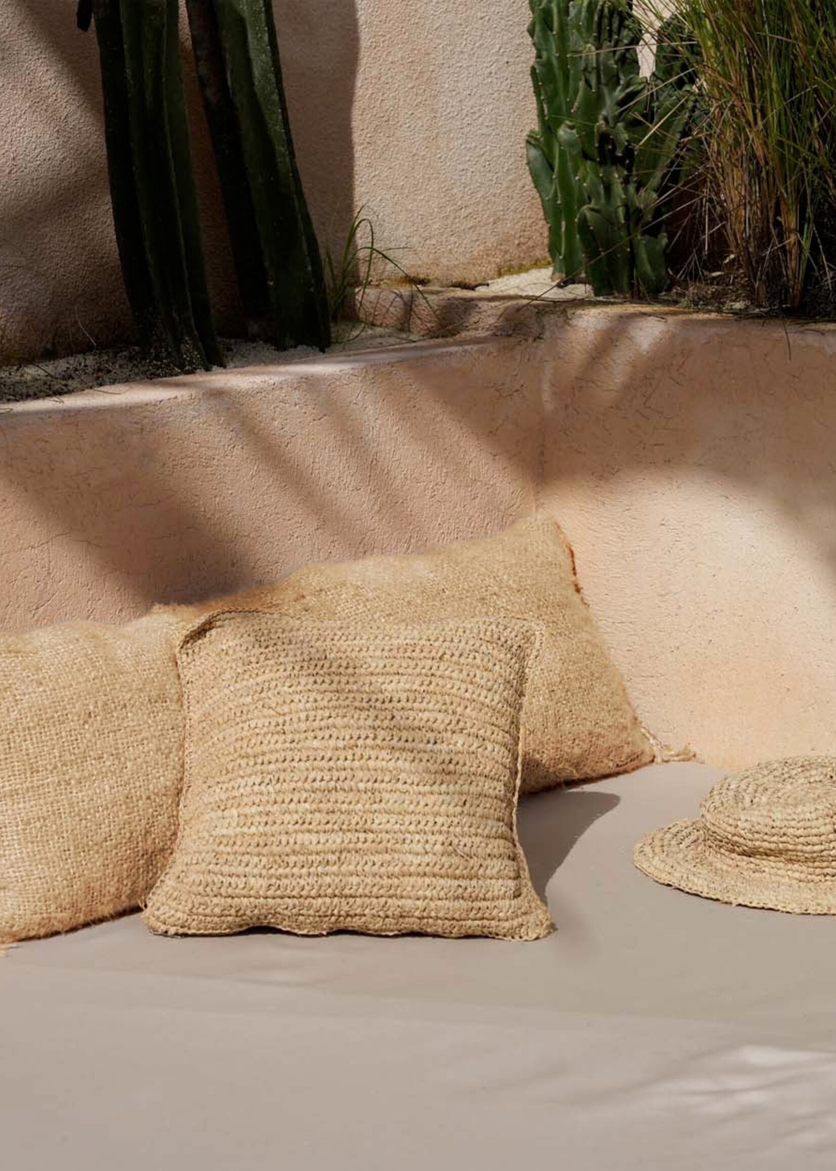 Bazar Bizar Antwerp The Oh My Gee Cushion Cover - Beige - 35x100