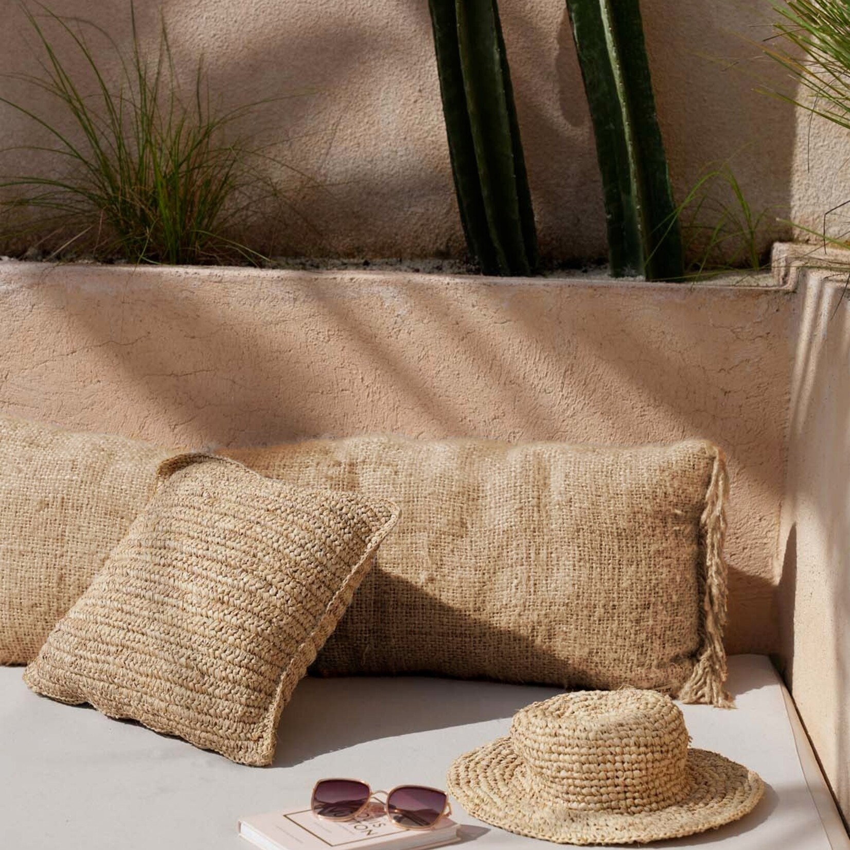 Bazar Bizar Antwerp The Oh My Gee Cushion Cover - Beige - 35x100