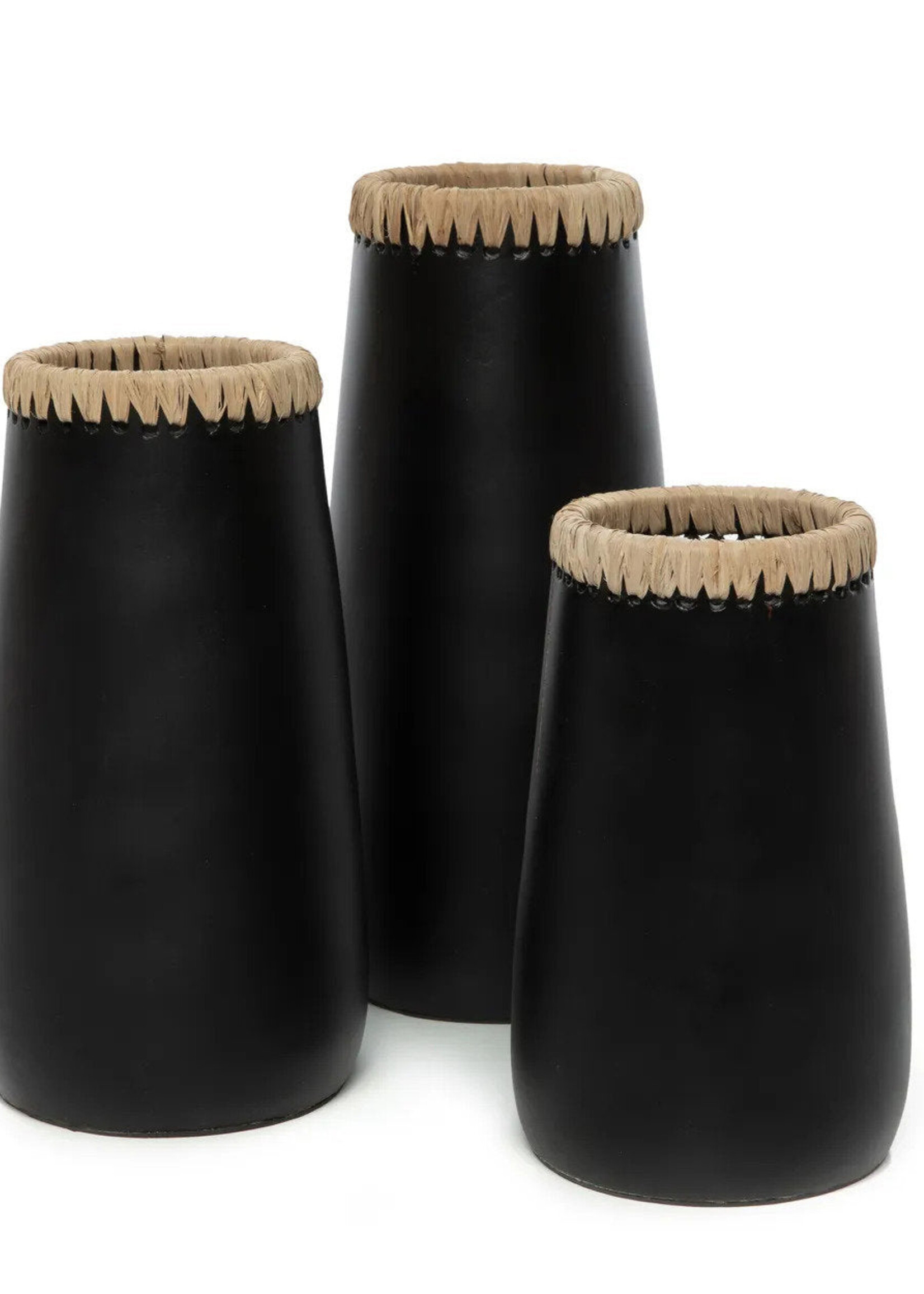 Bazar Bizar Antwerp The Sneaky Vase - Black Natural - L