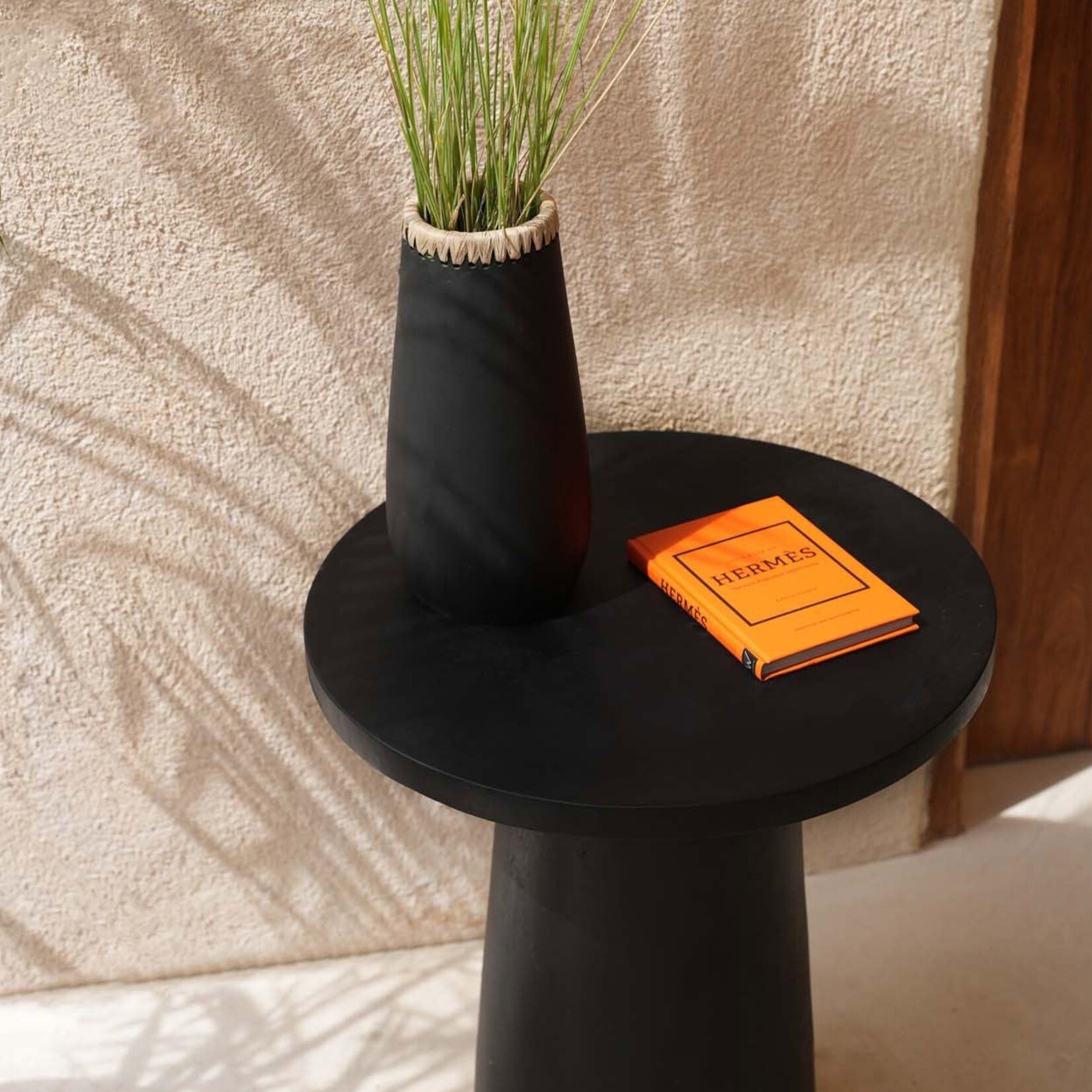 Bazar Bizar Antwerp The Timber Conic Side Table - Black - 50