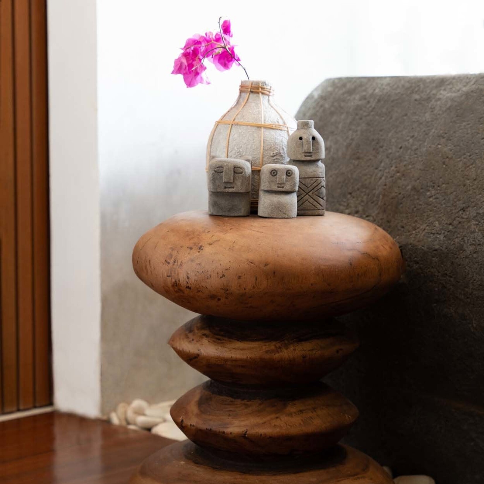 Bazar Bizar Antwerp The Whoopy Vase - Concrete Natural - S