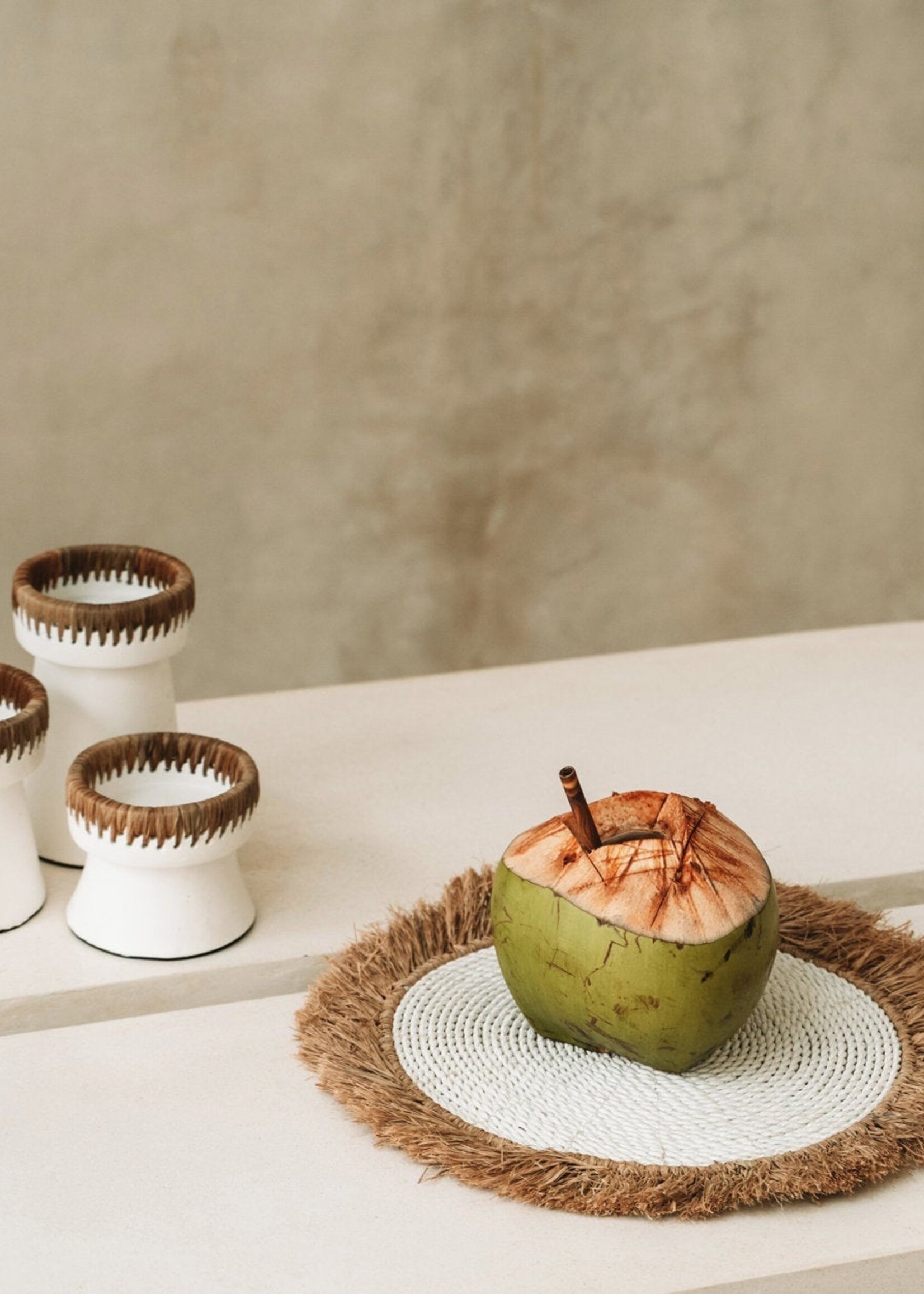 Bazar Bizar Antwerp The Water Hyacinth Raffia Placemat - White Natural