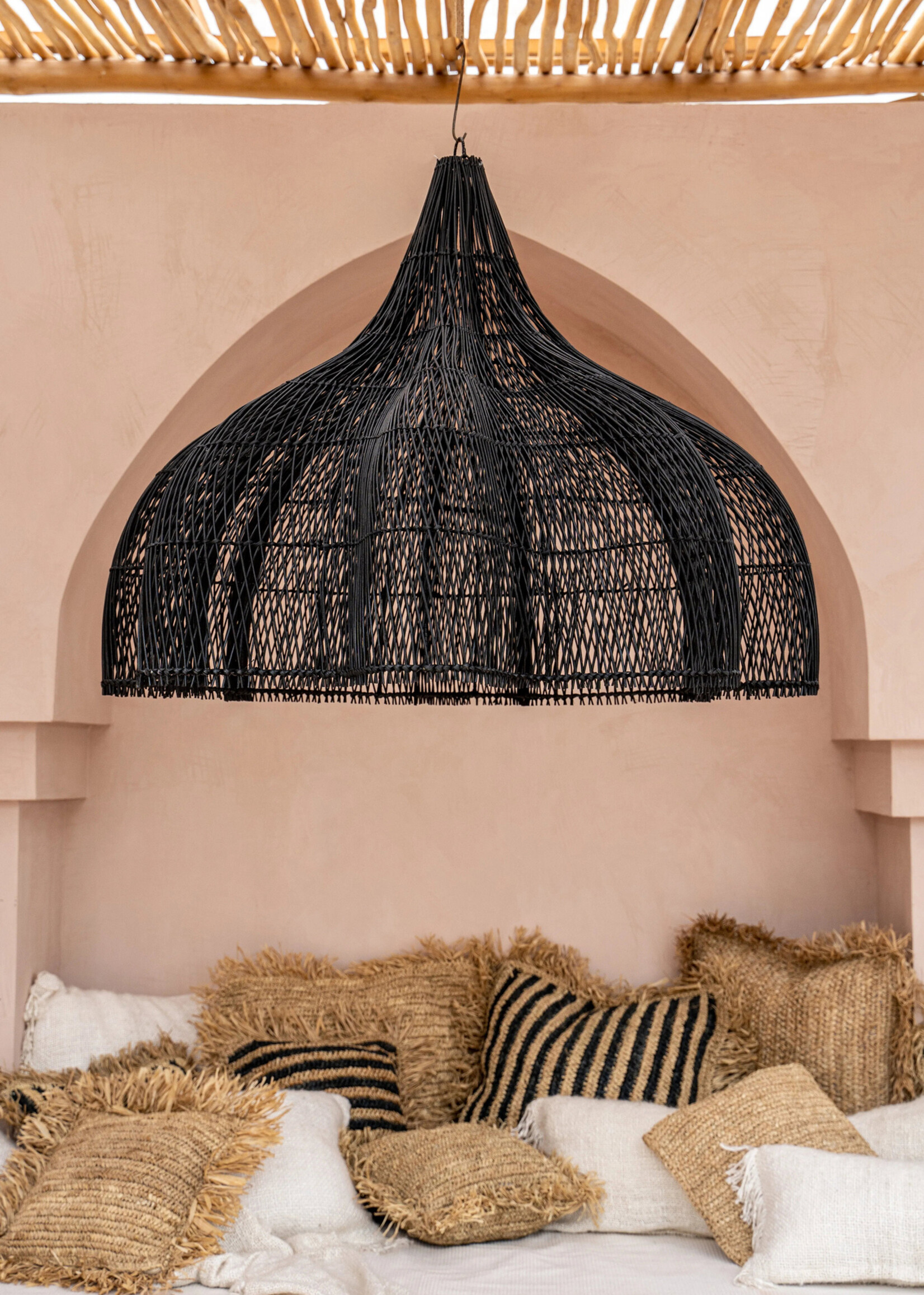 Bazar Bizar Antwerp The Whipped Pendant - Black - XL