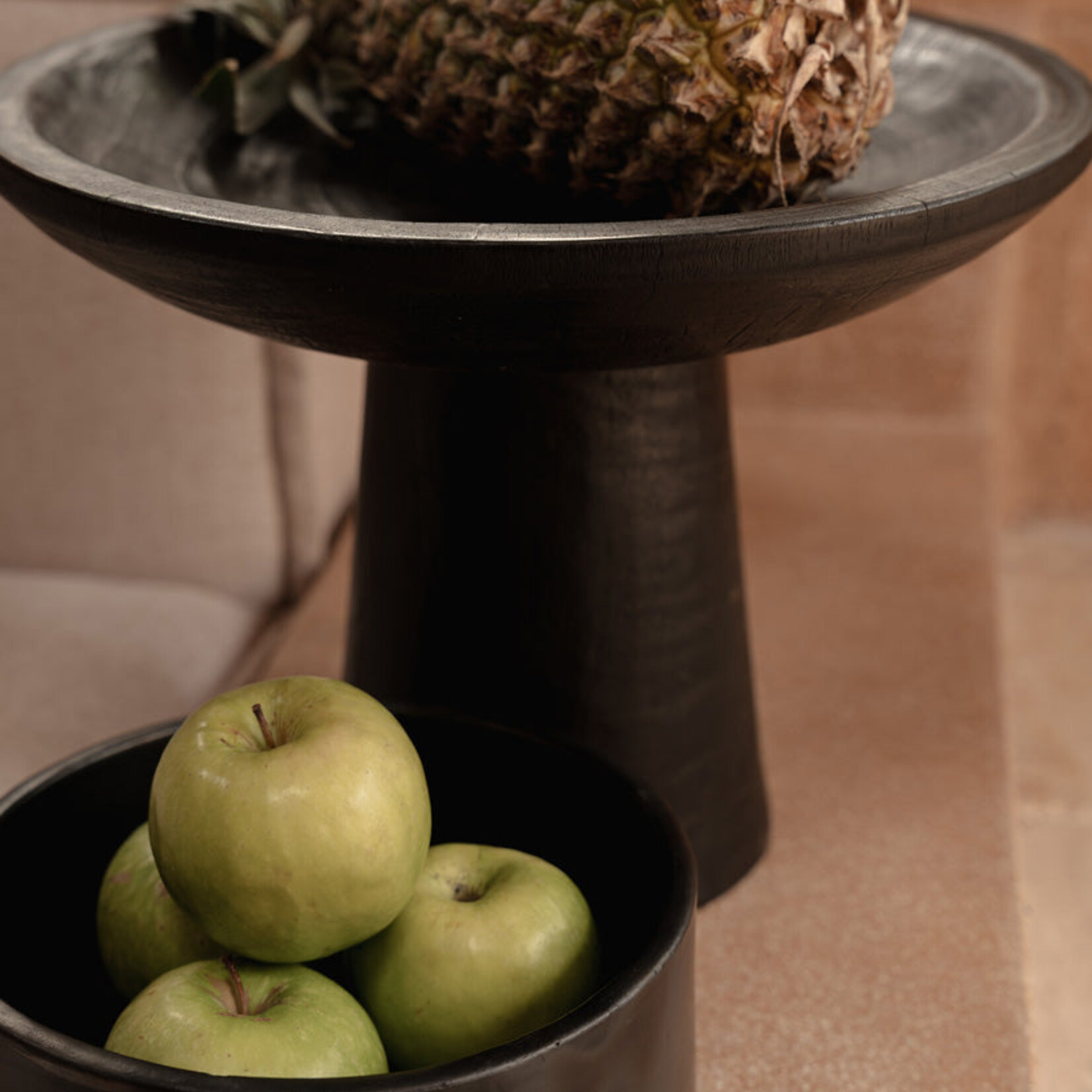 Bazar Bizar Antwerp The Burned Cylinder Dish - Black - L