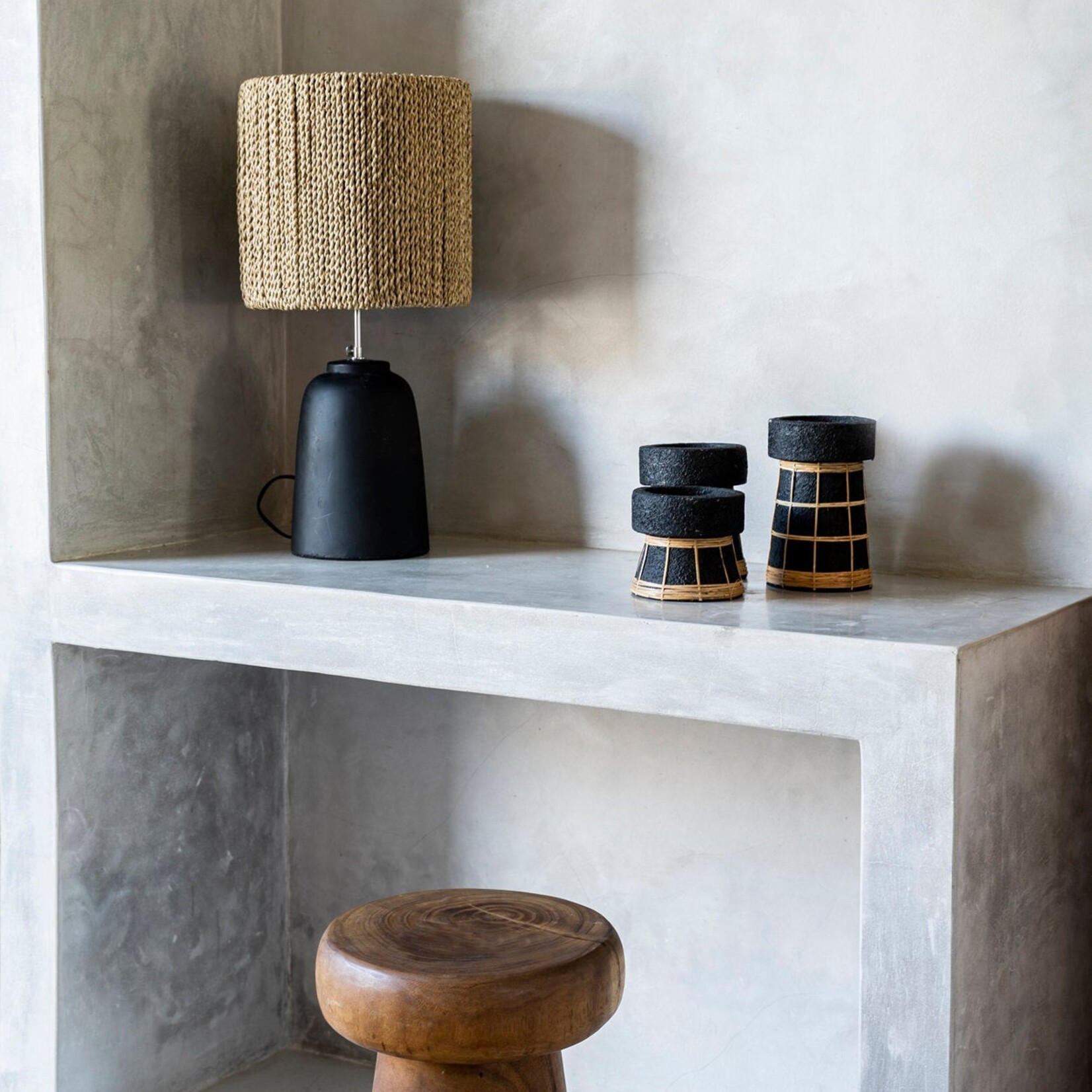 Bazar Bizar Antwerp The Serene Candle Holder - Black Natural - L