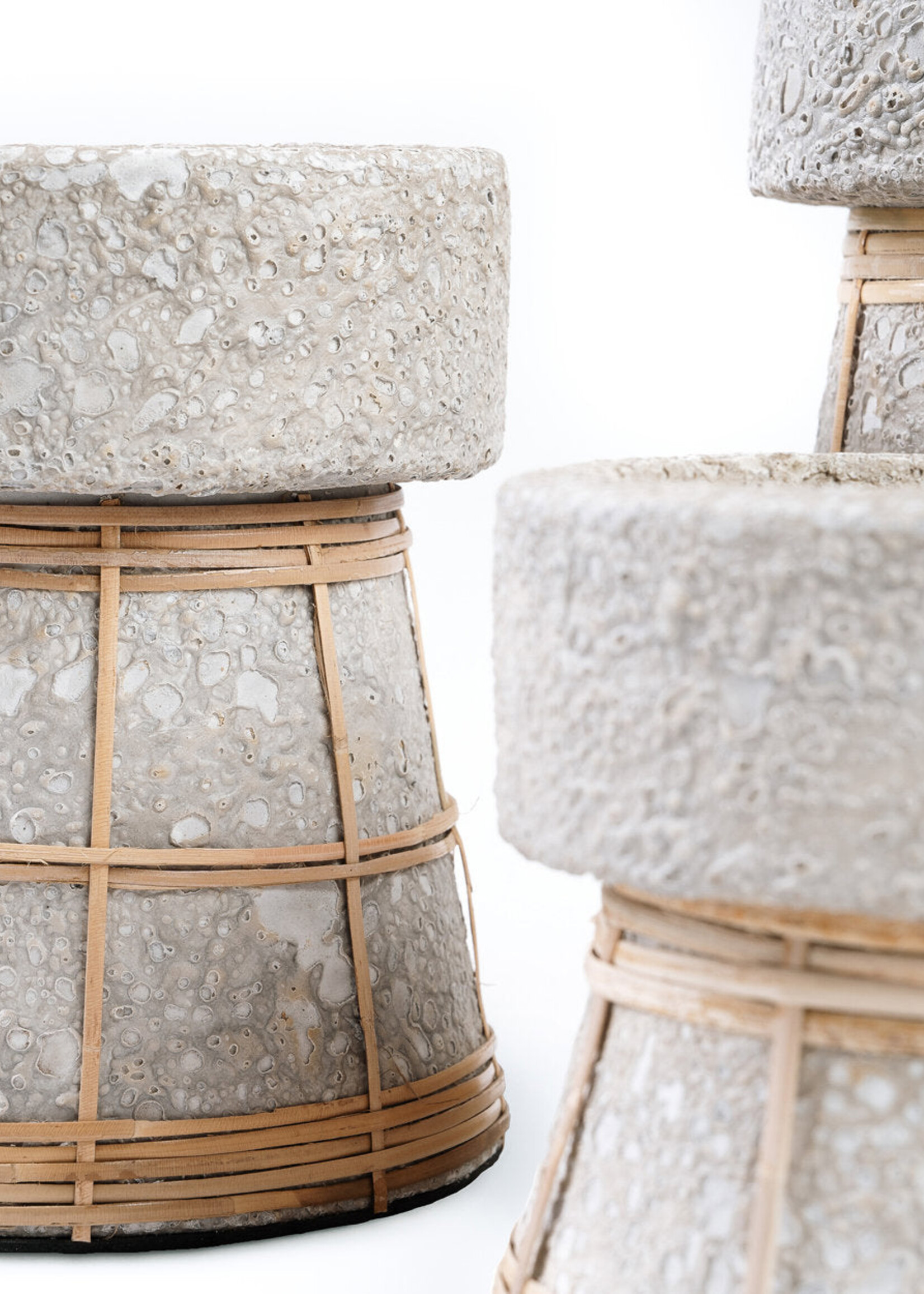 Bazar Bizar Antwerp The Serene Candle Holder - Concrete Natural - M