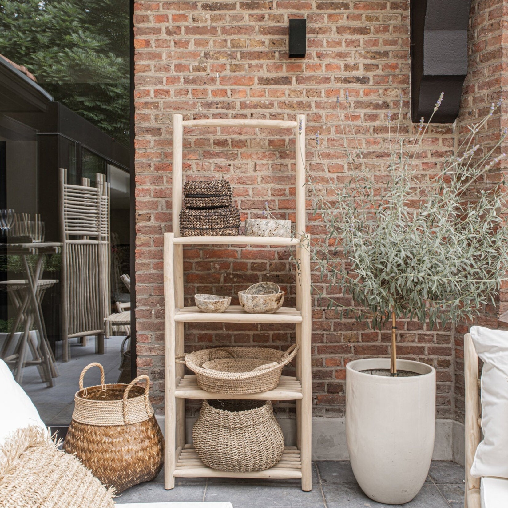 Bazar Bizar Antwerp The Raffia Basket Trays - Natural - S