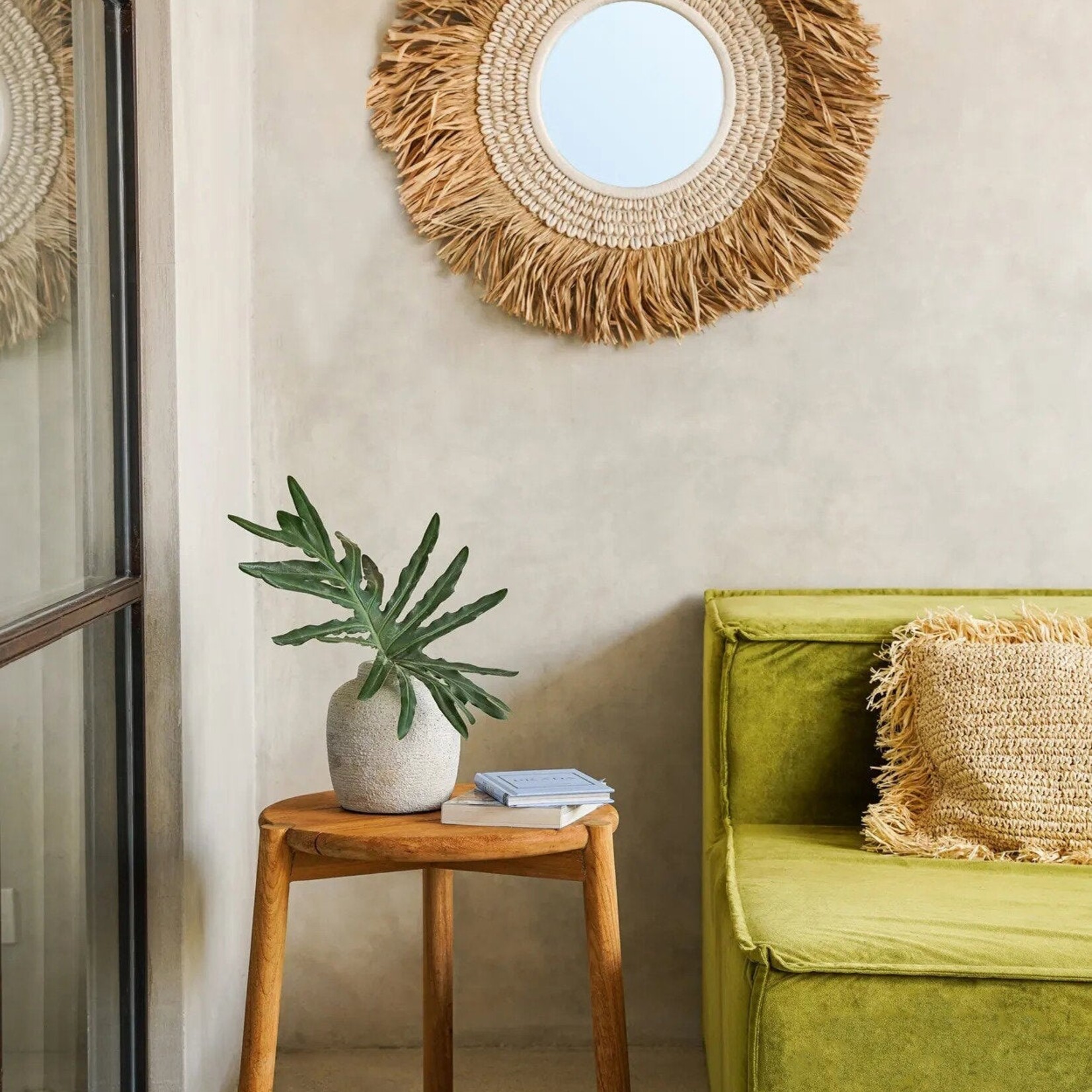 Bazar Bizar Antwerp The Raffia Cowrie Mirror - Natural White