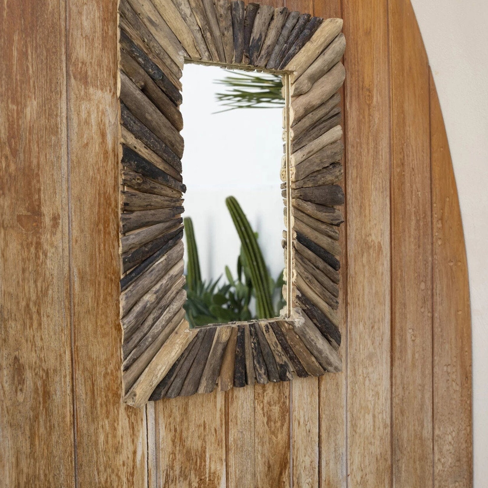 Bazar Bizar Antwerp The Driftwood Framed Mirror - Natural - M
