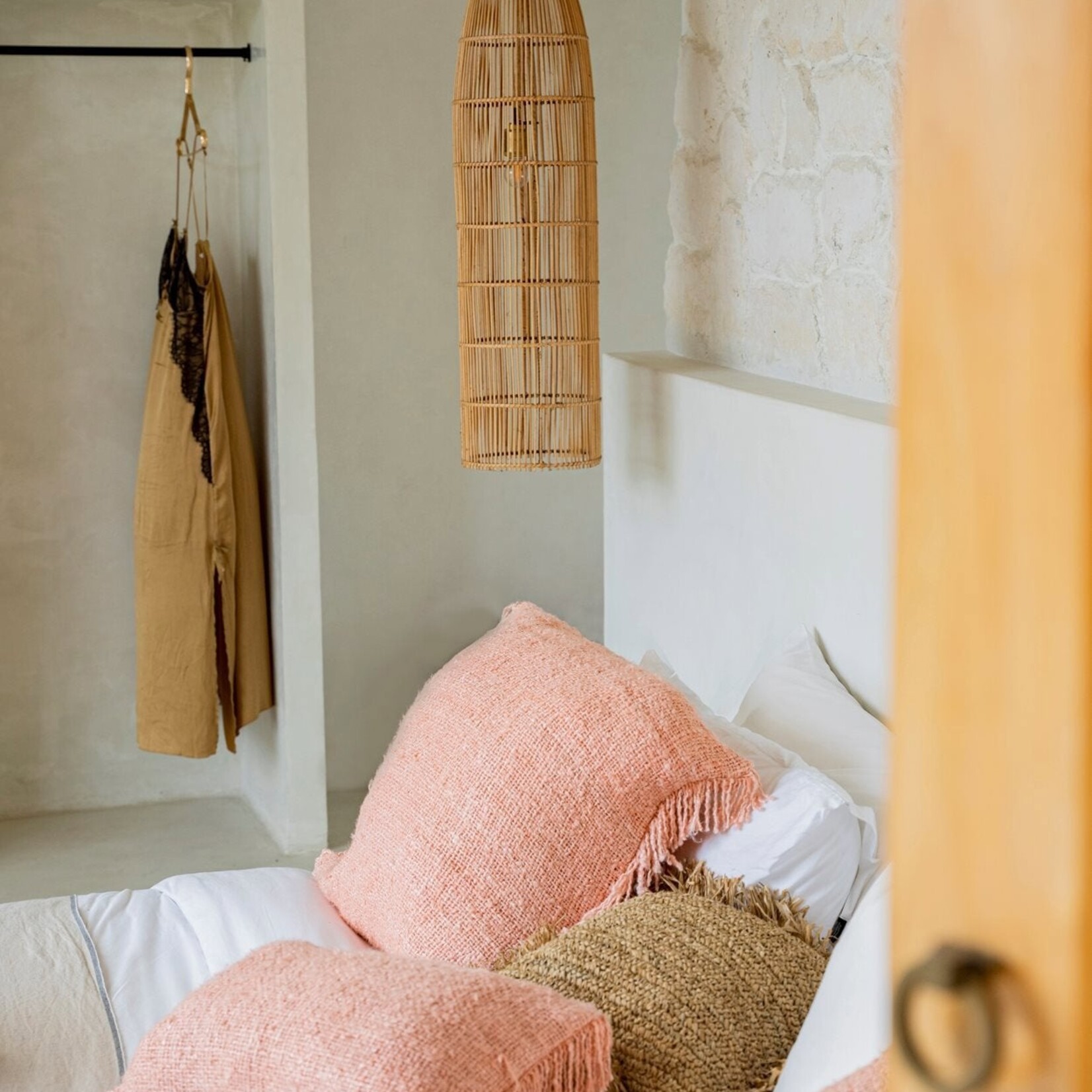 Bazar Bizar Antwerp The Oh My Gee Cushion Cover - Salmon Pink - 60x60