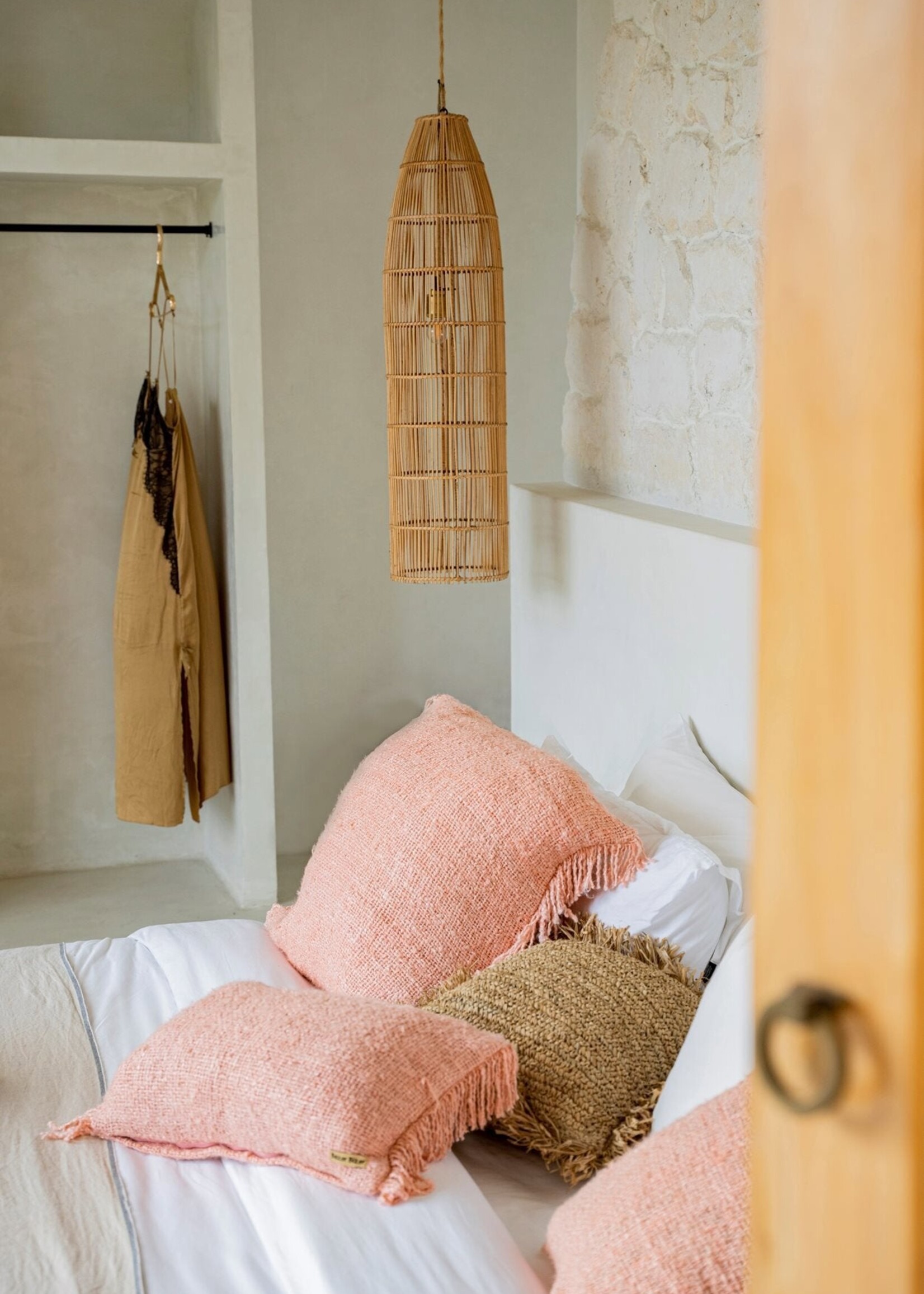 Bazar Bizar Antwerp The Oh My Gee Cushion Cover - Salmon Pink - 60x60
