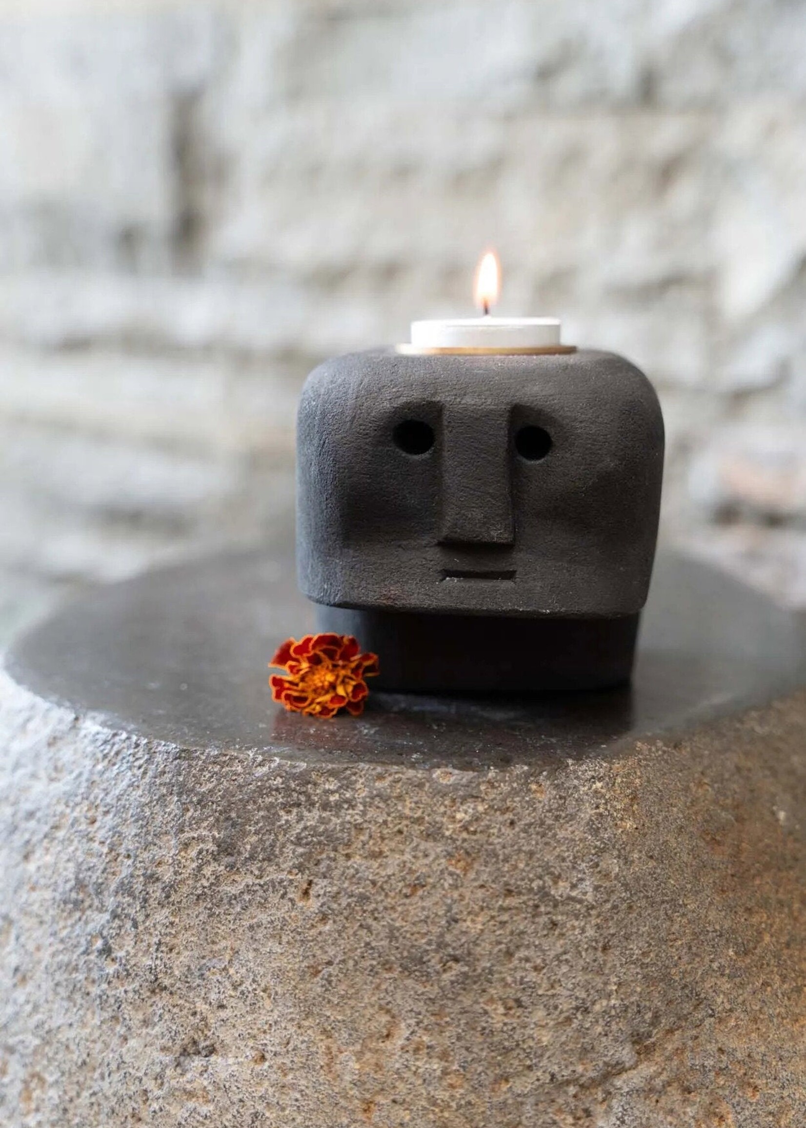 Bazar Bizar Antwerp The Sumba Stone #27 Candle Holder