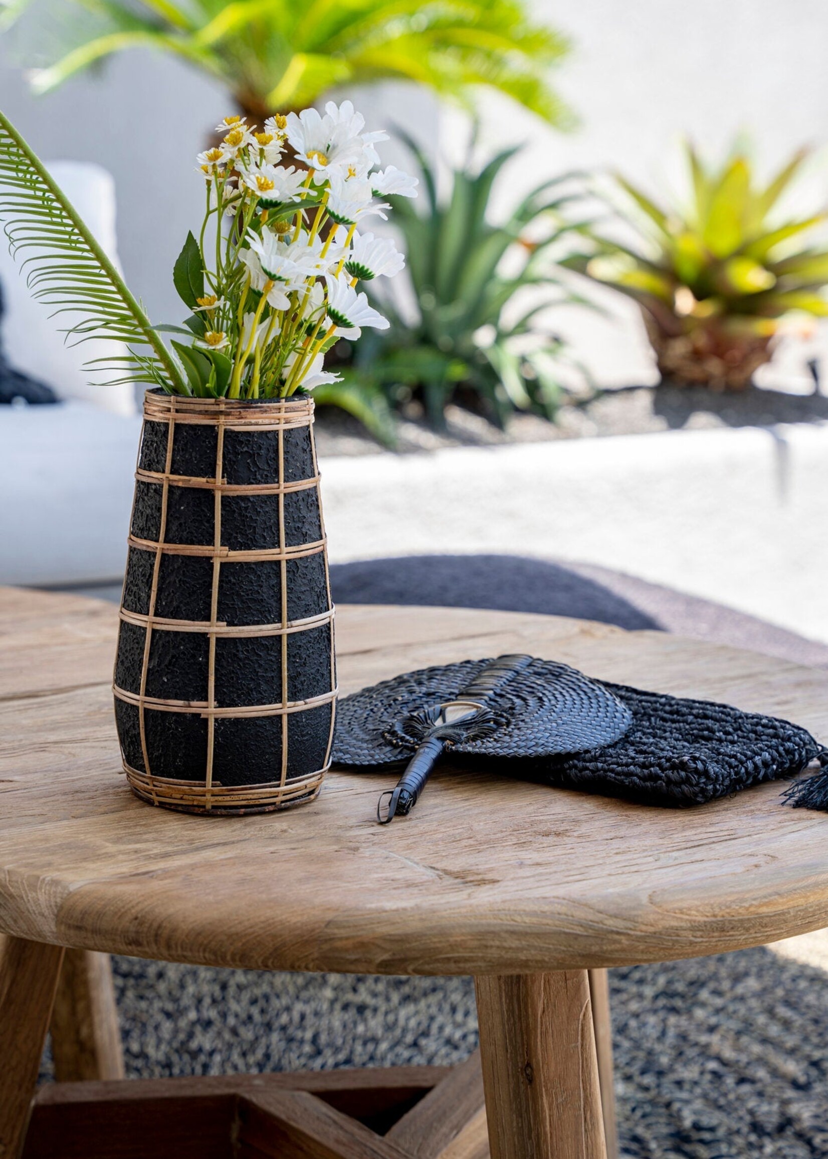 Bazar Bizar Antwerp The Cutie Vase - Black Natural - M