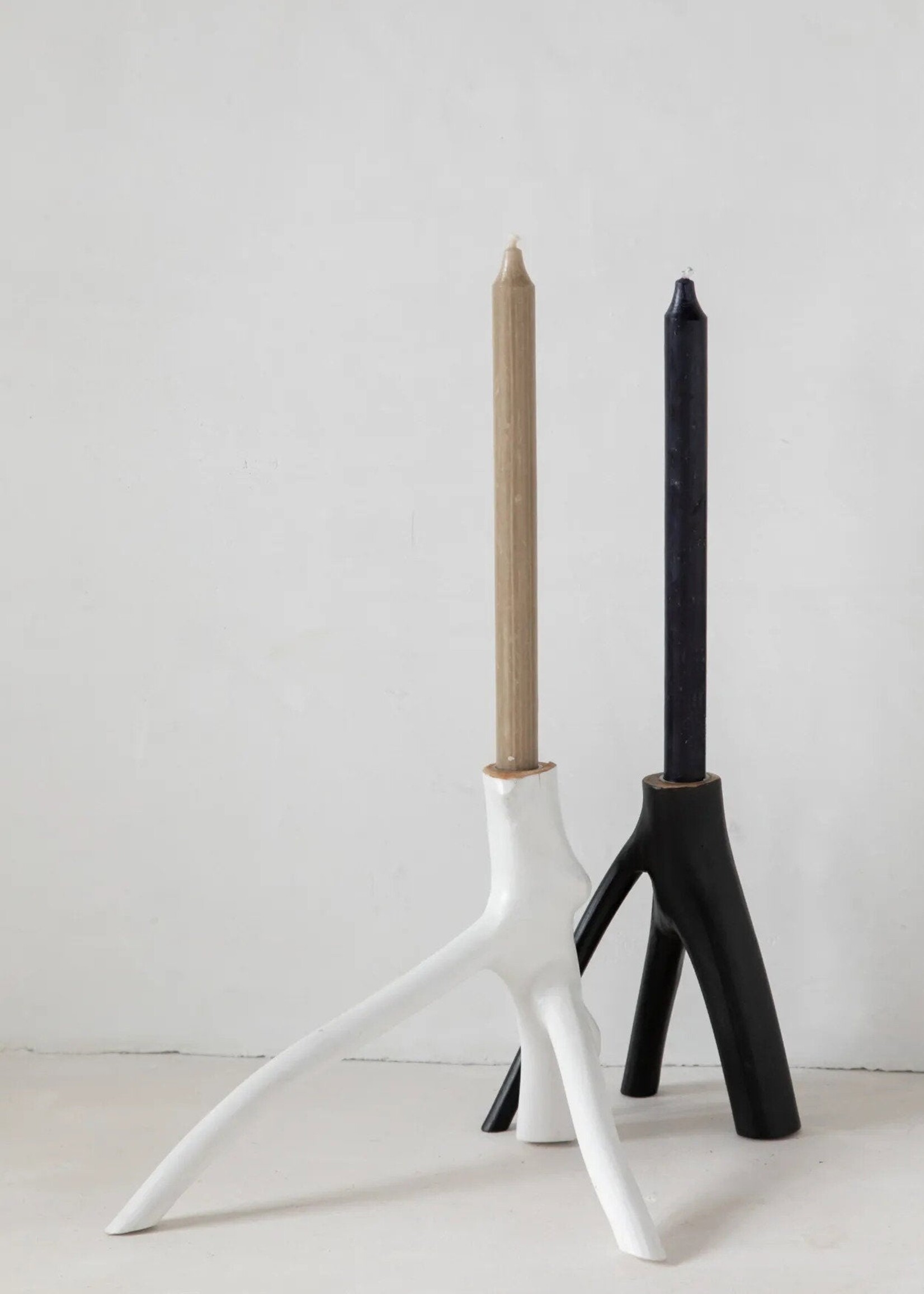 Bazar Bizar Antwerp The Triple Twig Candle Holder - White
