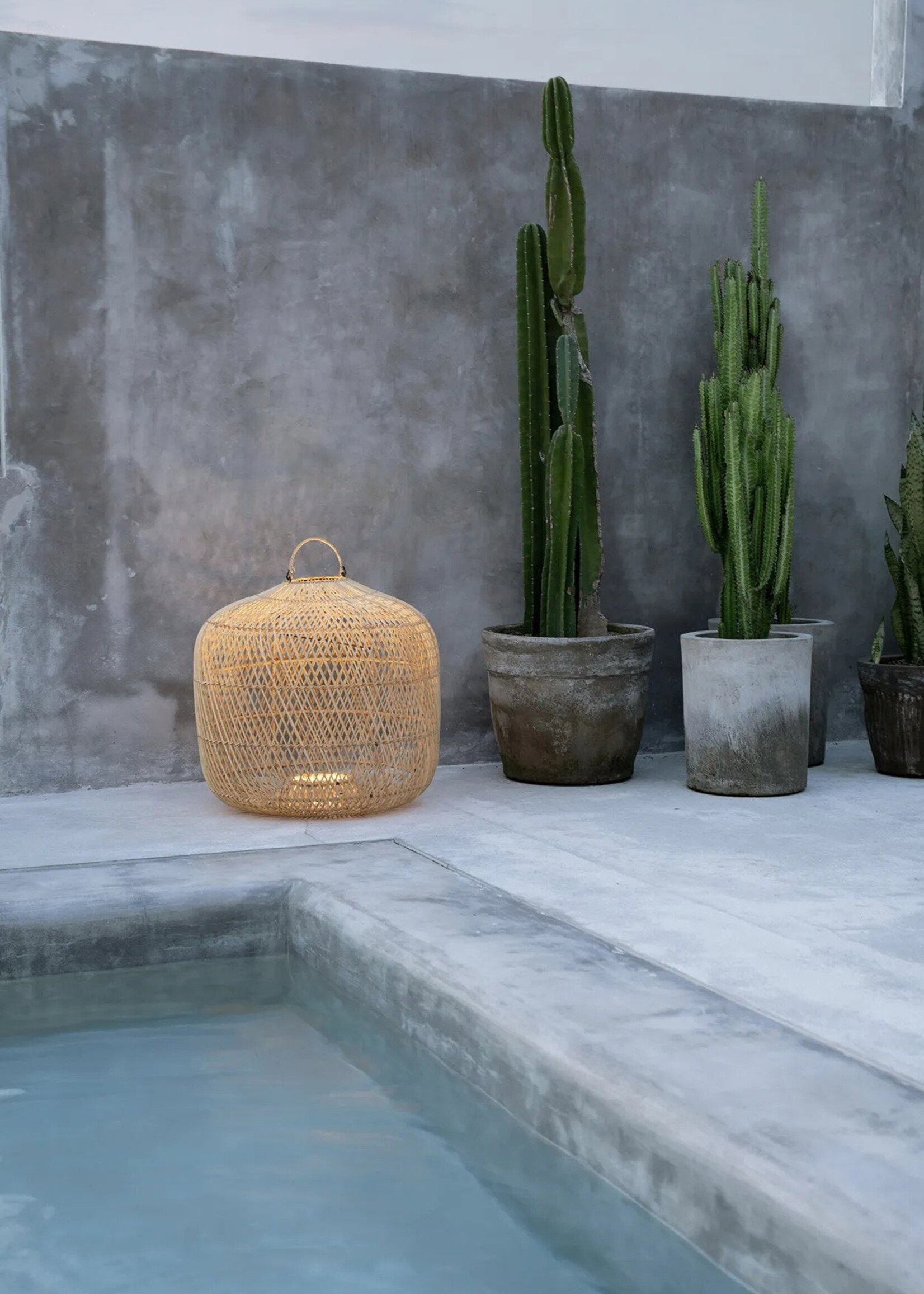 Bazar Bizar Antwerp The Batu Bolong Pendant - Natural - L