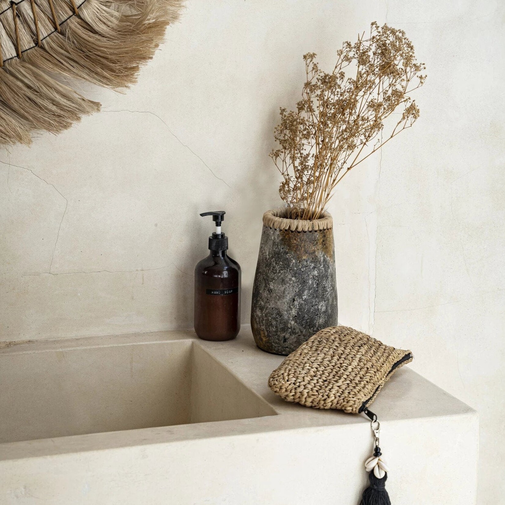 Bazar Bizar Antwerp The Sneaky Vase - Antique Grey - S